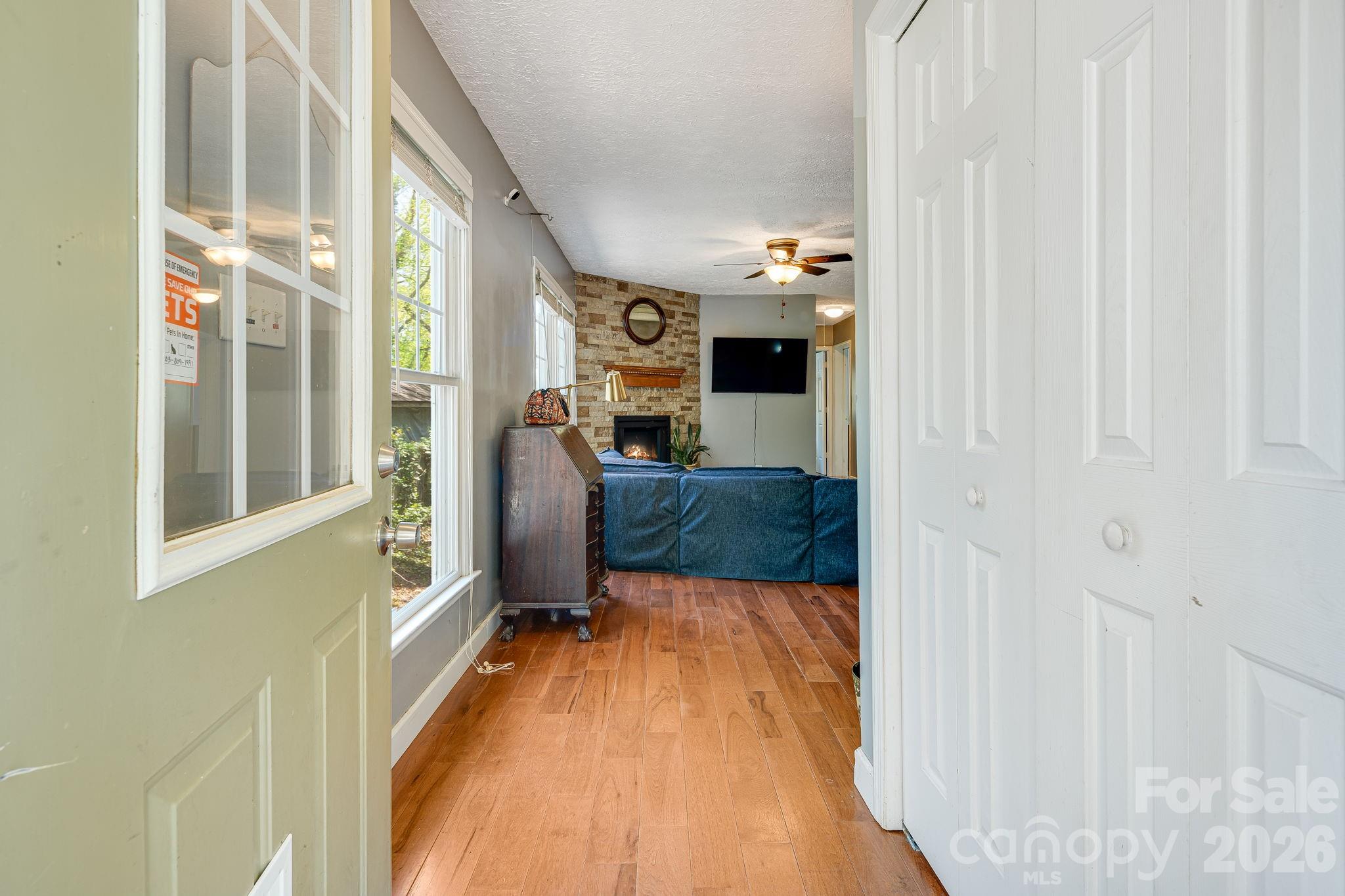 218 Appalachian Way Property Photo 6