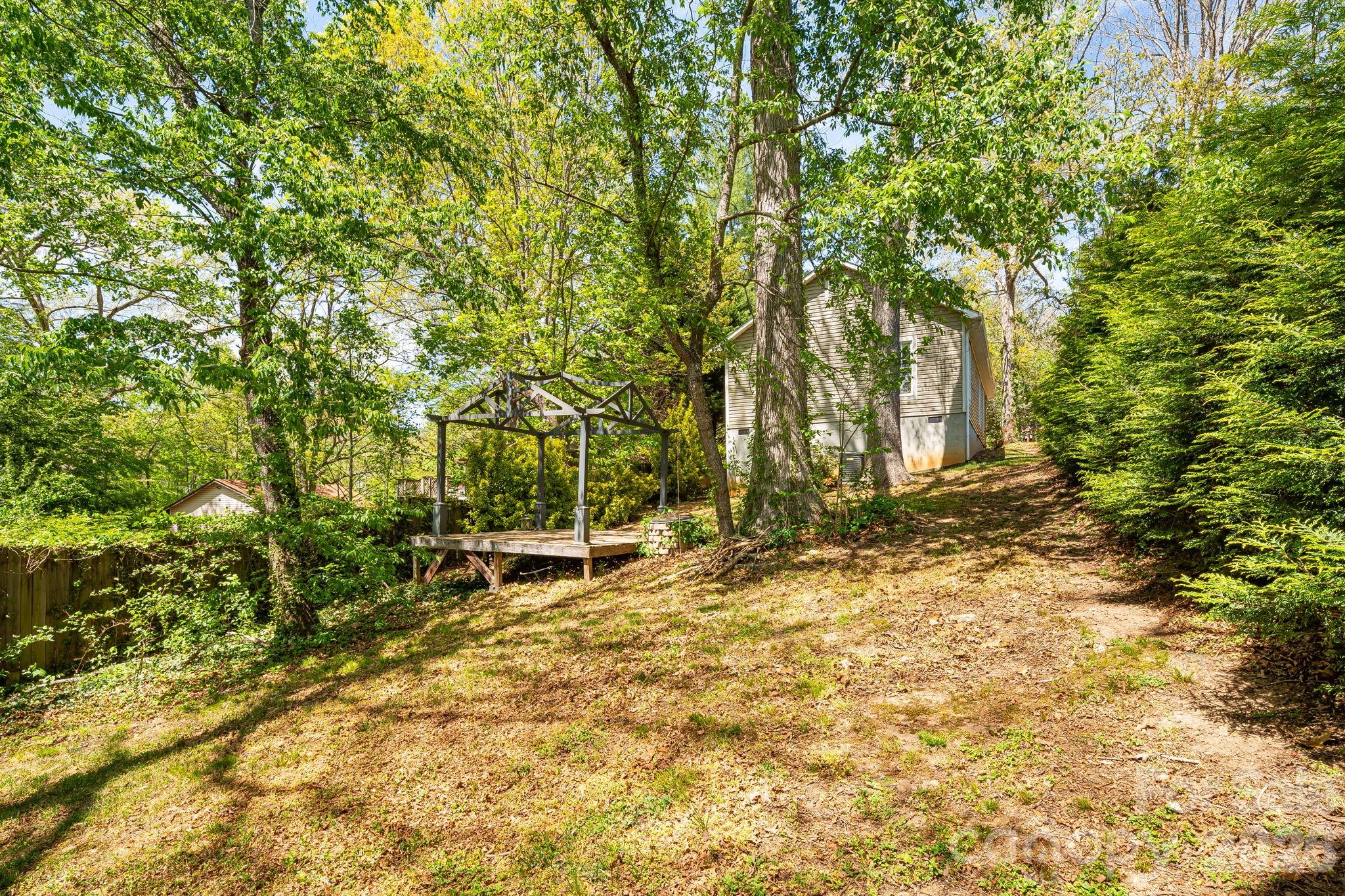 218 Appalachian Way Property Photo 27