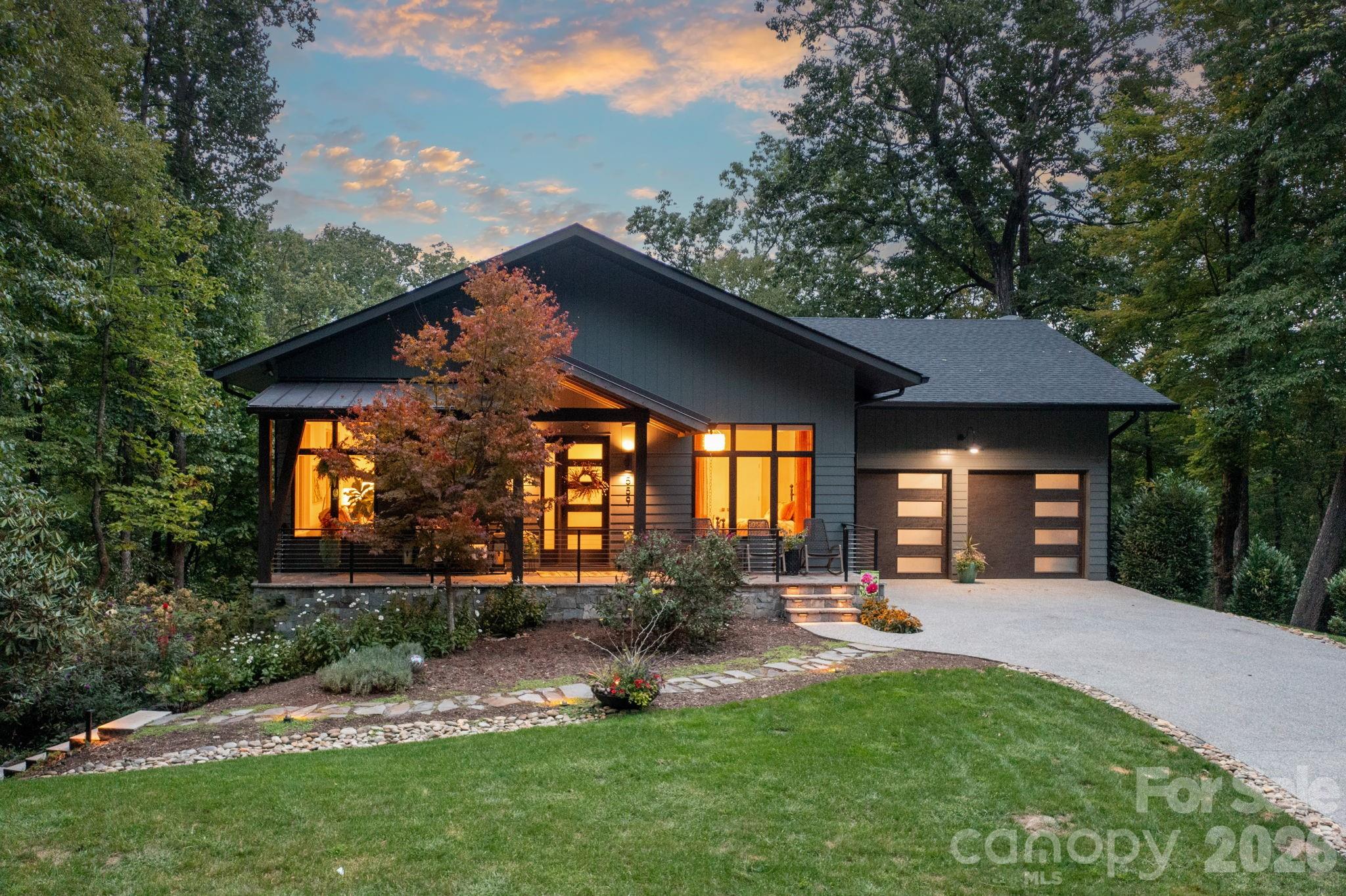 559 Shining Rock Path Property Photo 1
