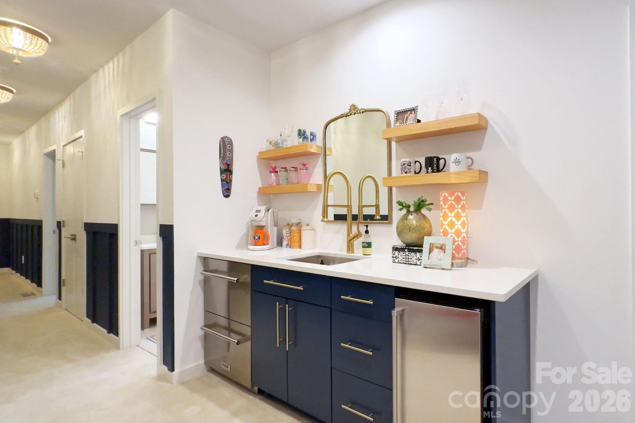 559 Shining Rock Path Property Photo 22