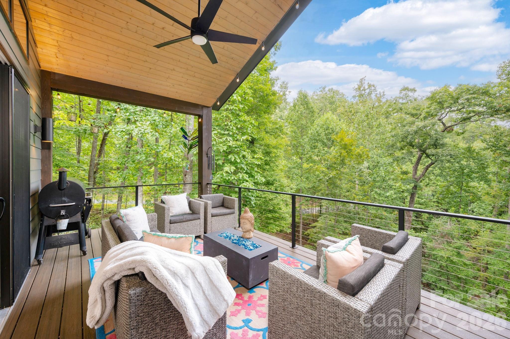 559 Shining Rock Path Property Photo 30