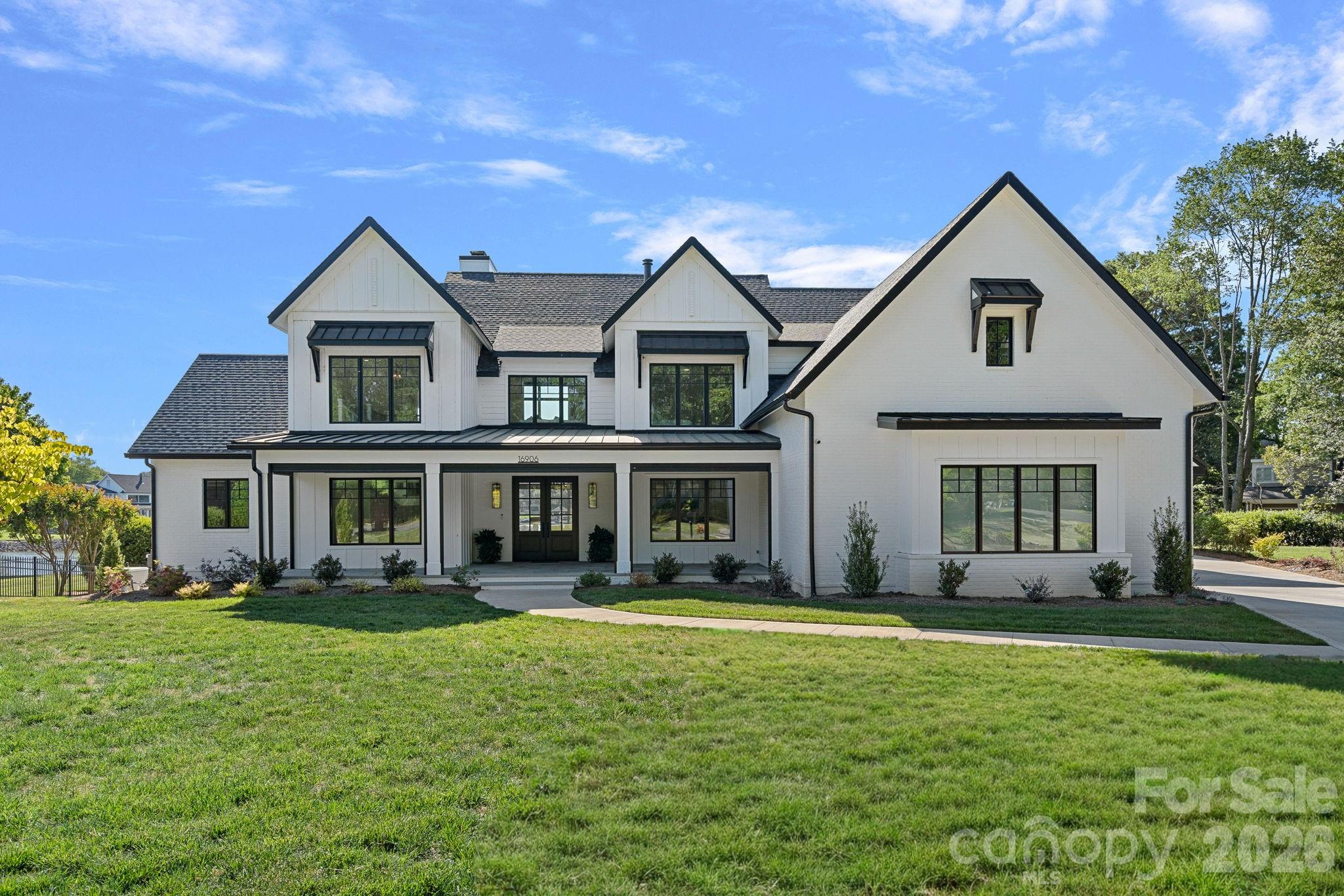 16906 Lake Shore Drive Property Photo 4
