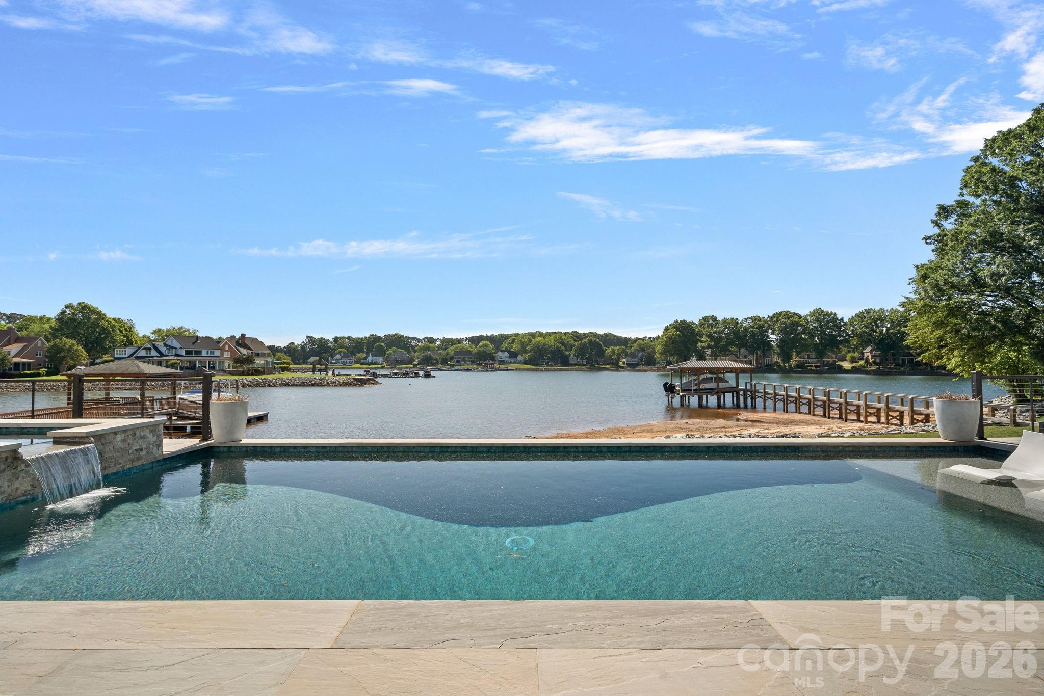 16906 Lake Shore Drive Property Photo 13