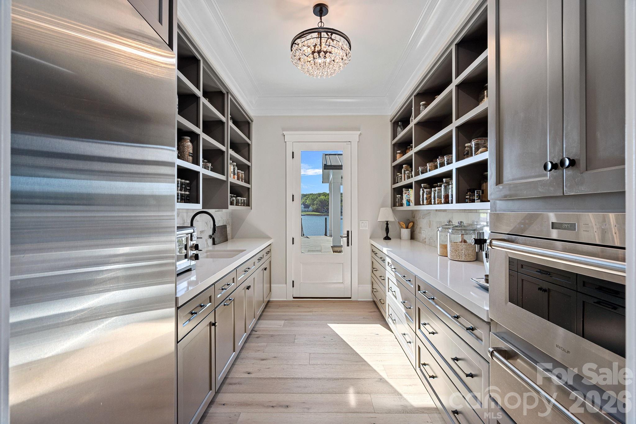 16906 Lake Shore Drive Property Photo 20