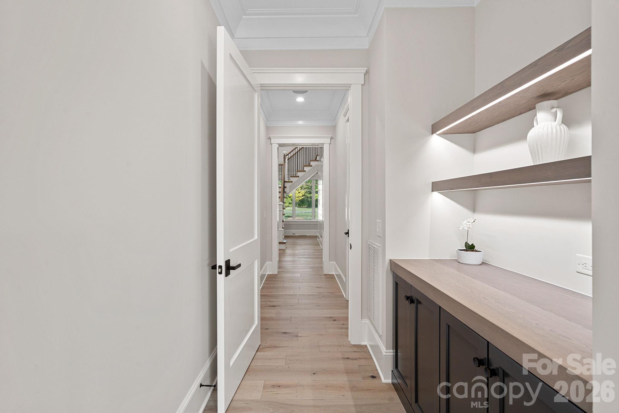 16906 Lake Shore Drive Property Photo 22