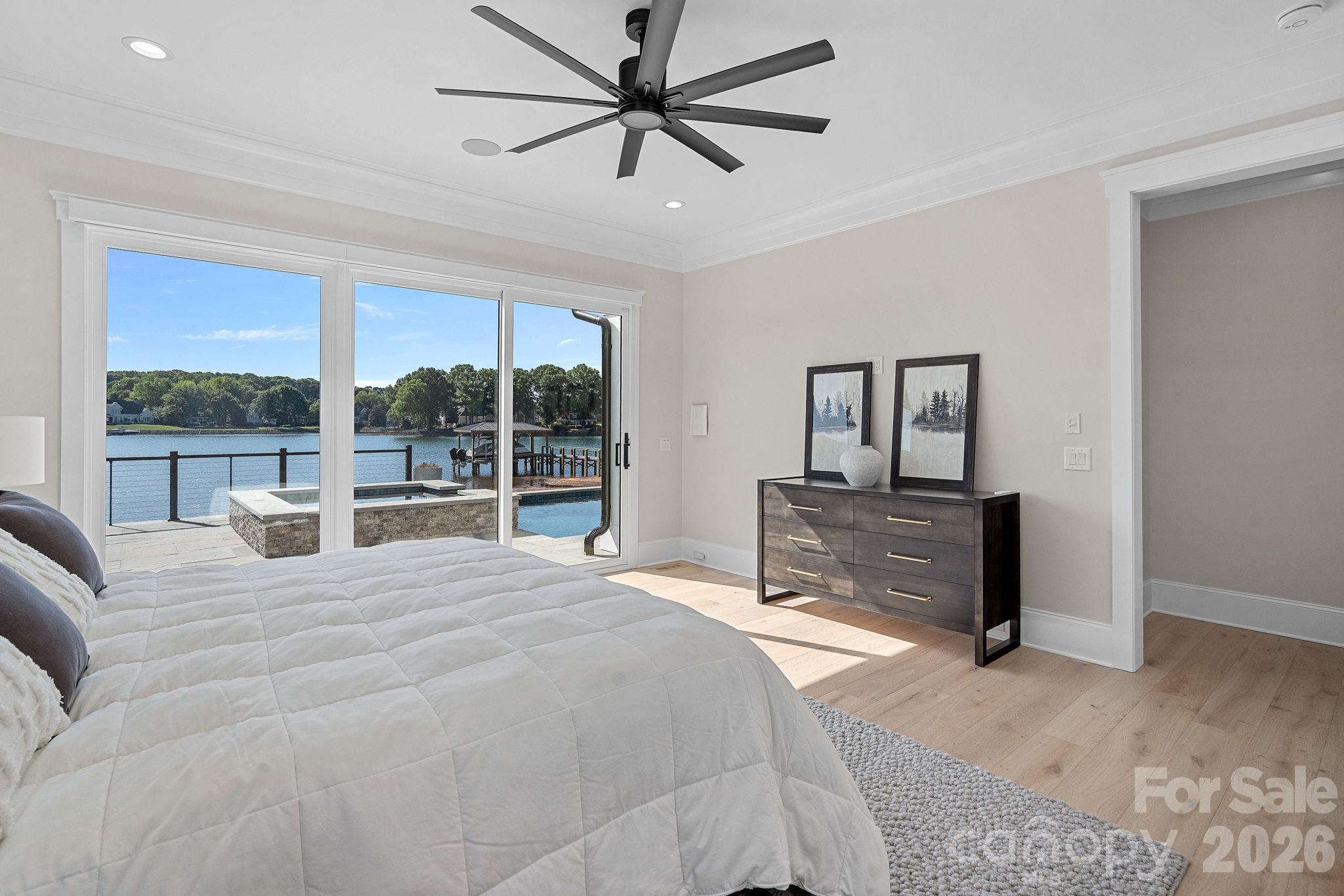 16906 Lake Shore Drive Property Photo 24