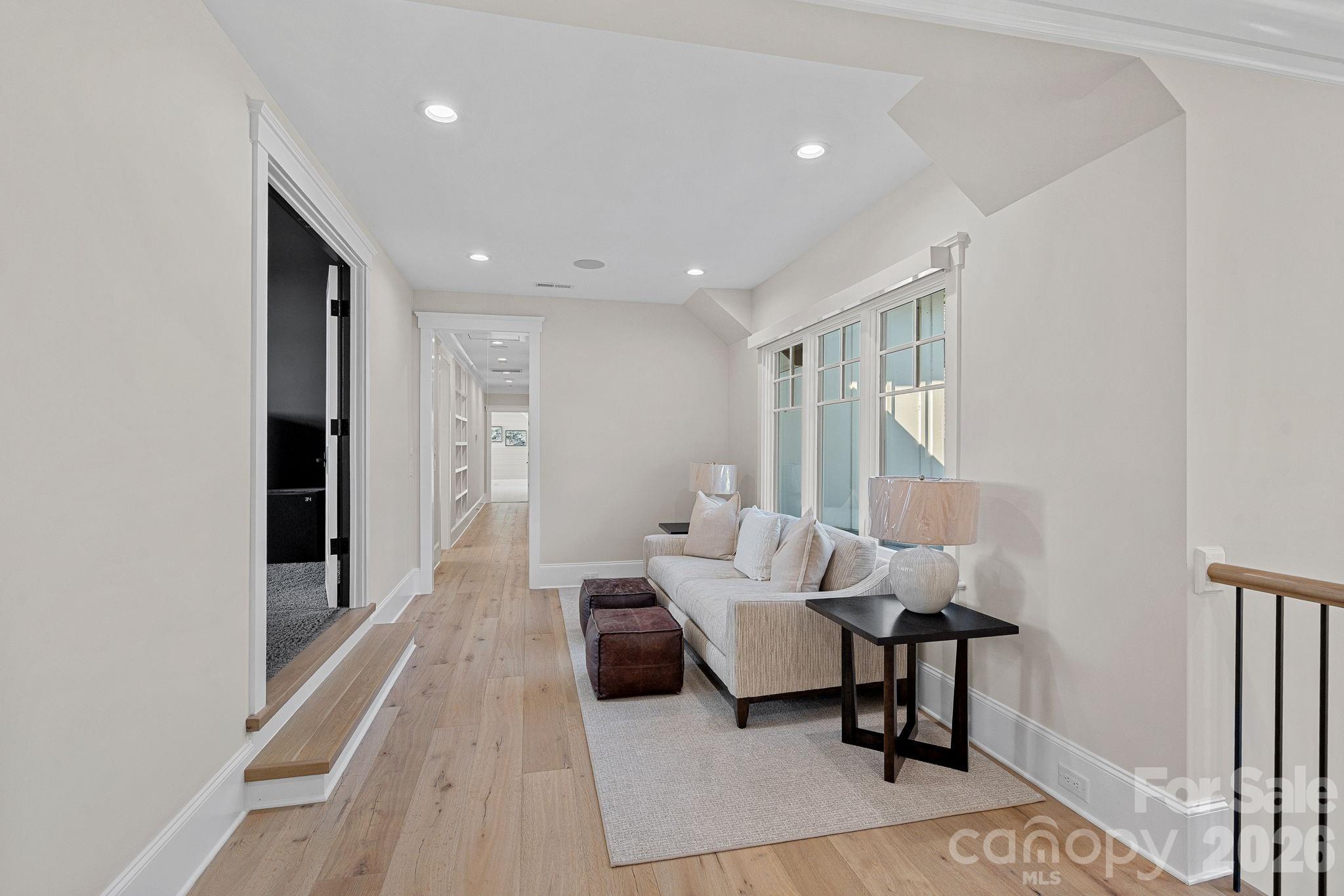 16906 Lake Shore Drive Property Photo 31
