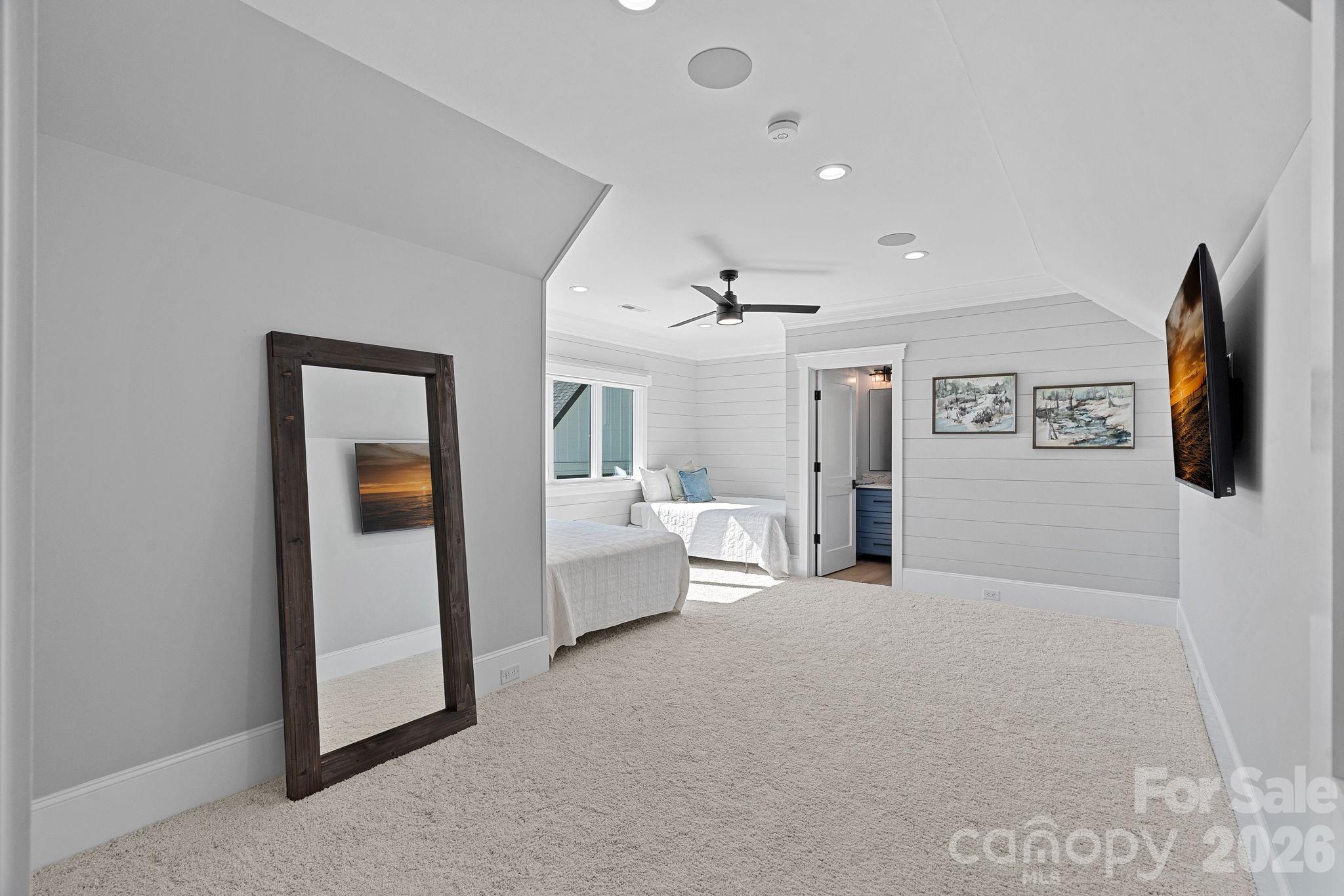 16906 Lake Shore Drive Property Photo 37