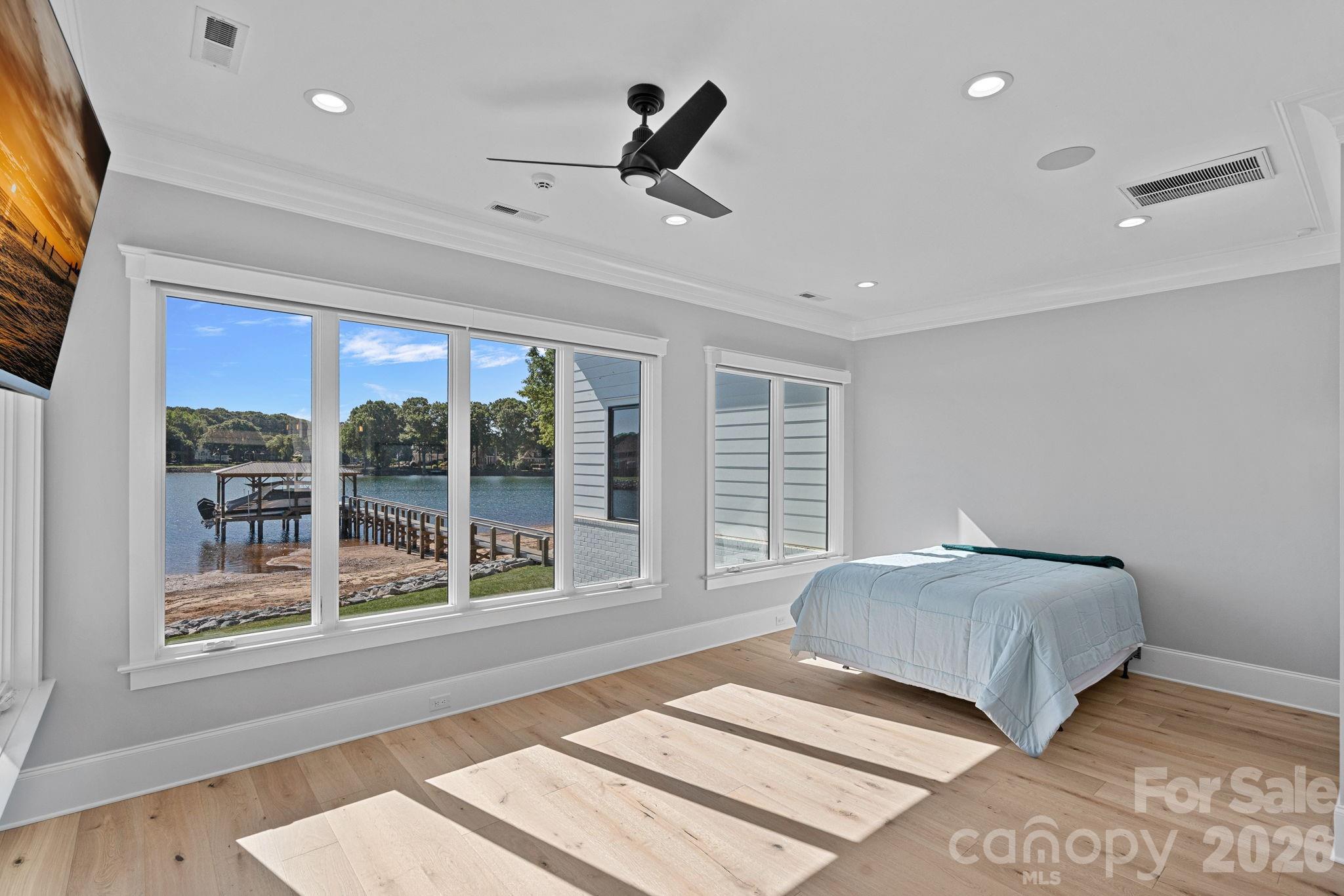 16906 Lake Shore Drive Property Photo 41