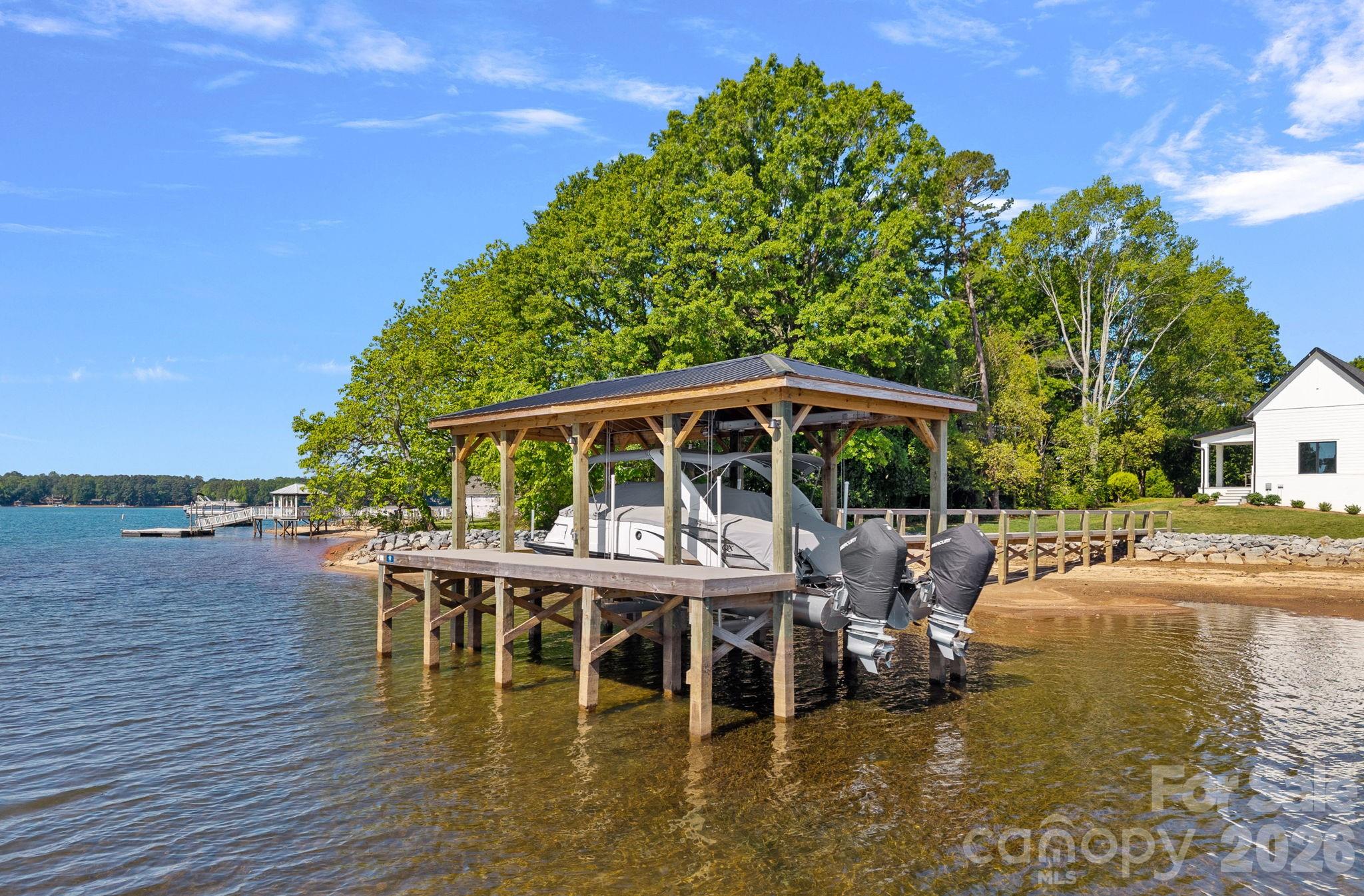 16906 Lake Shore Drive Property Photo 47