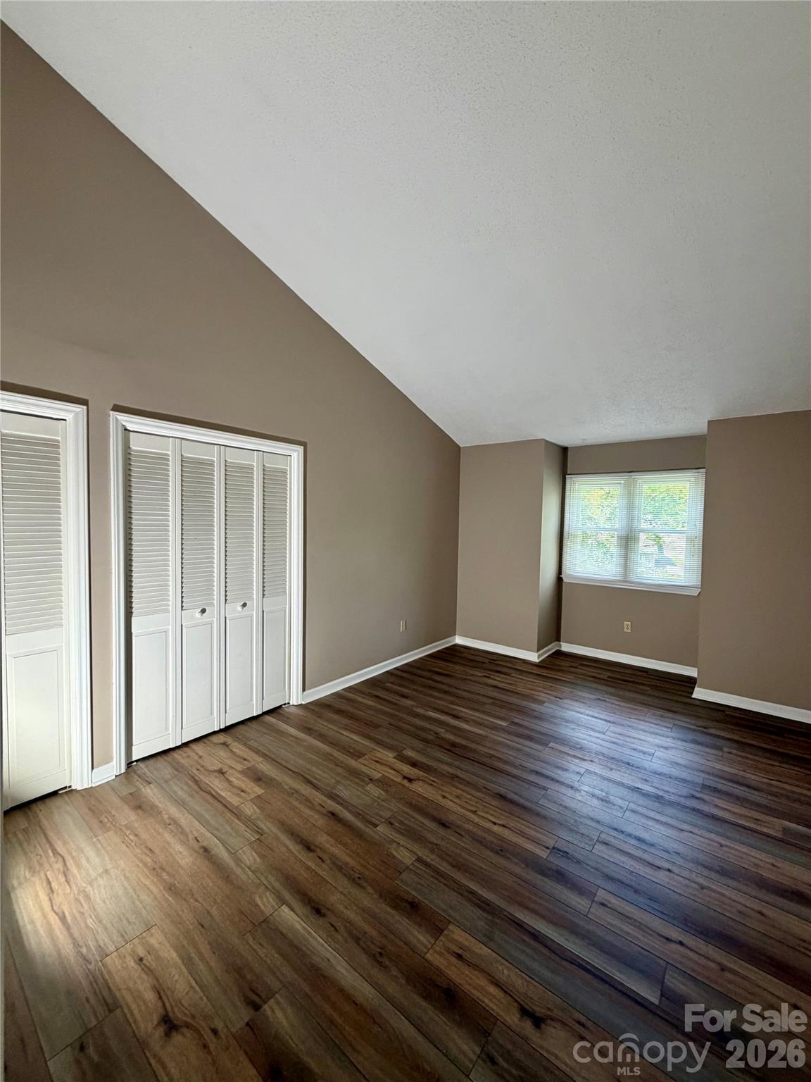 8 Creekside Lane Property Photo 9