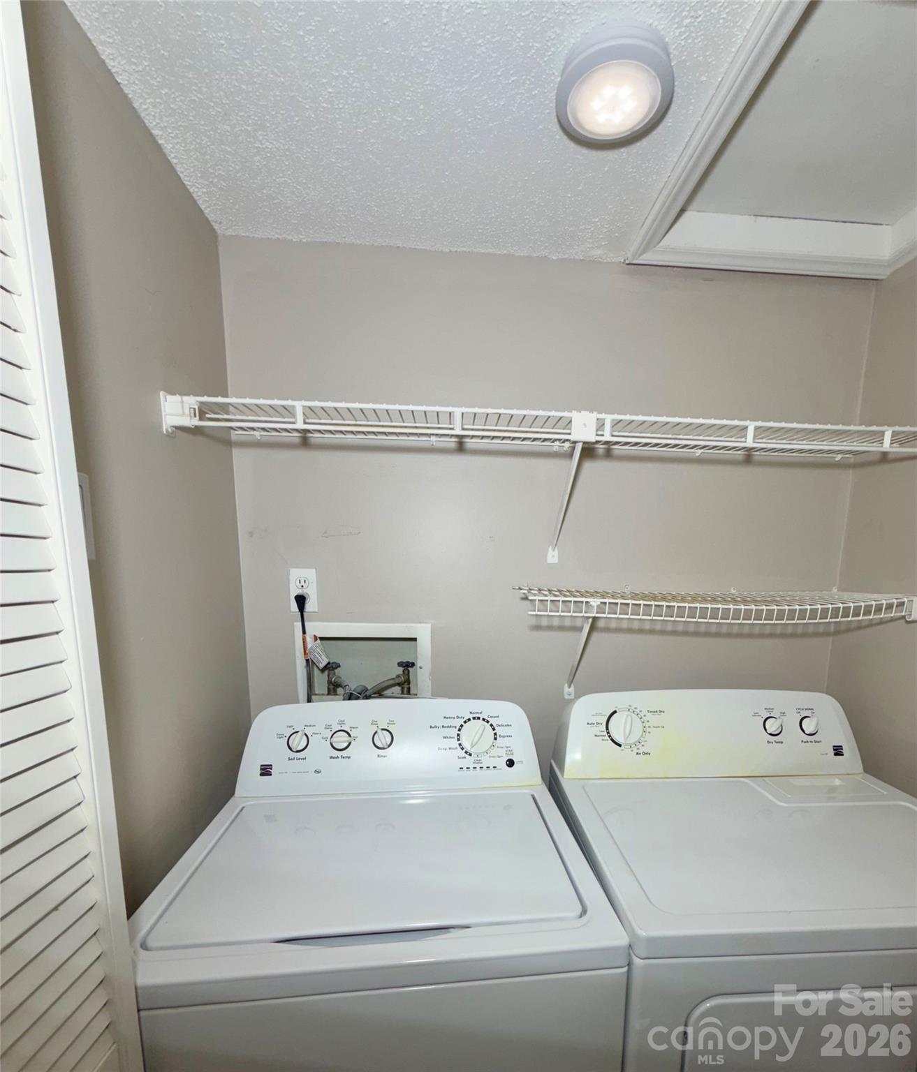 8 Creekside Lane Property Photo 11