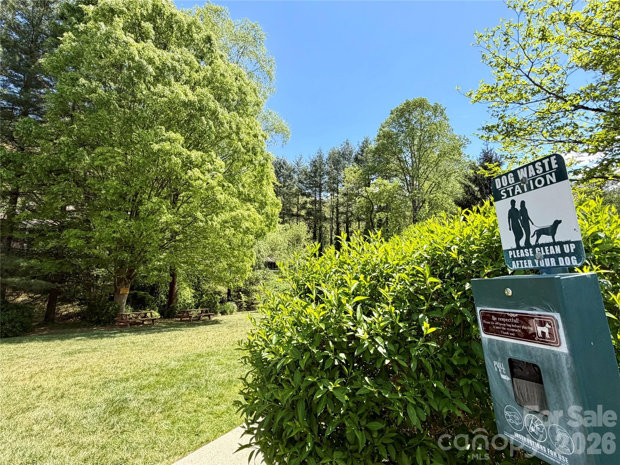 8 Creekside Lane Property Photo 17