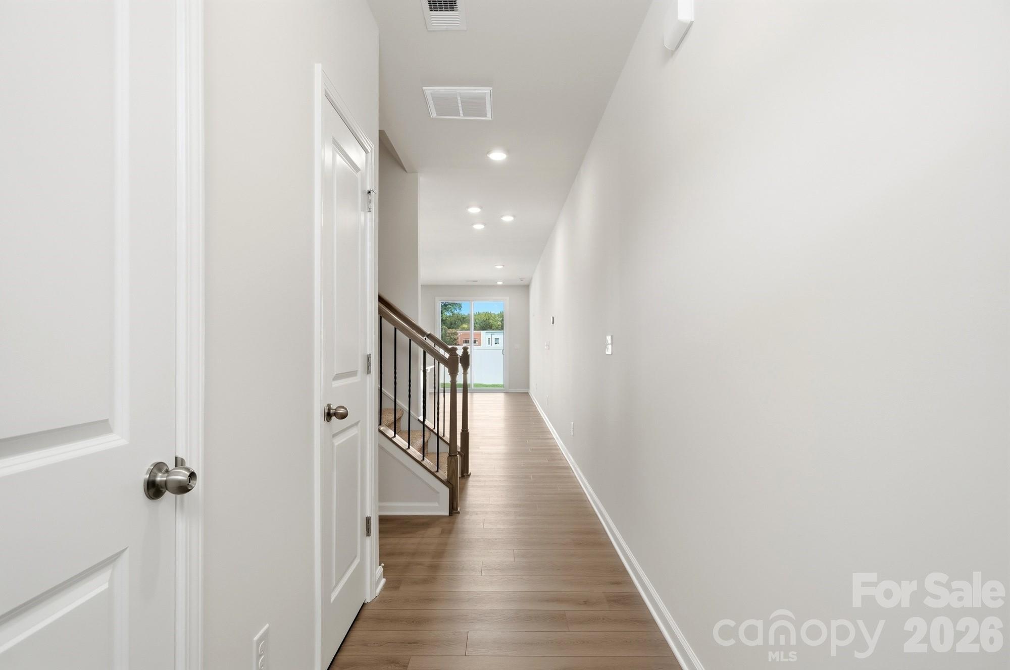 2144 Vinyasa Lane Property Photo 3
