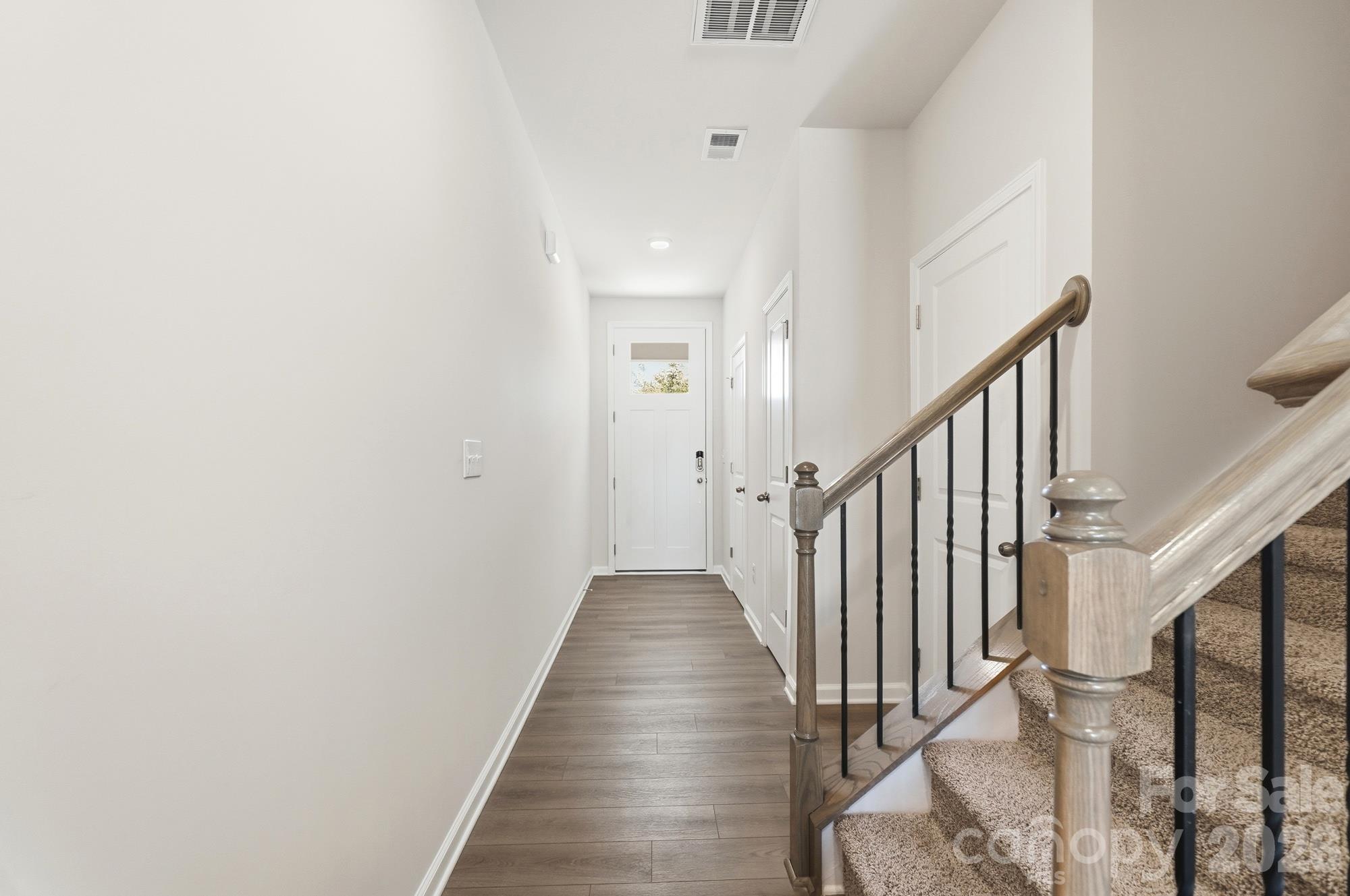 2144 Vinyasa Lane Property Photo 4