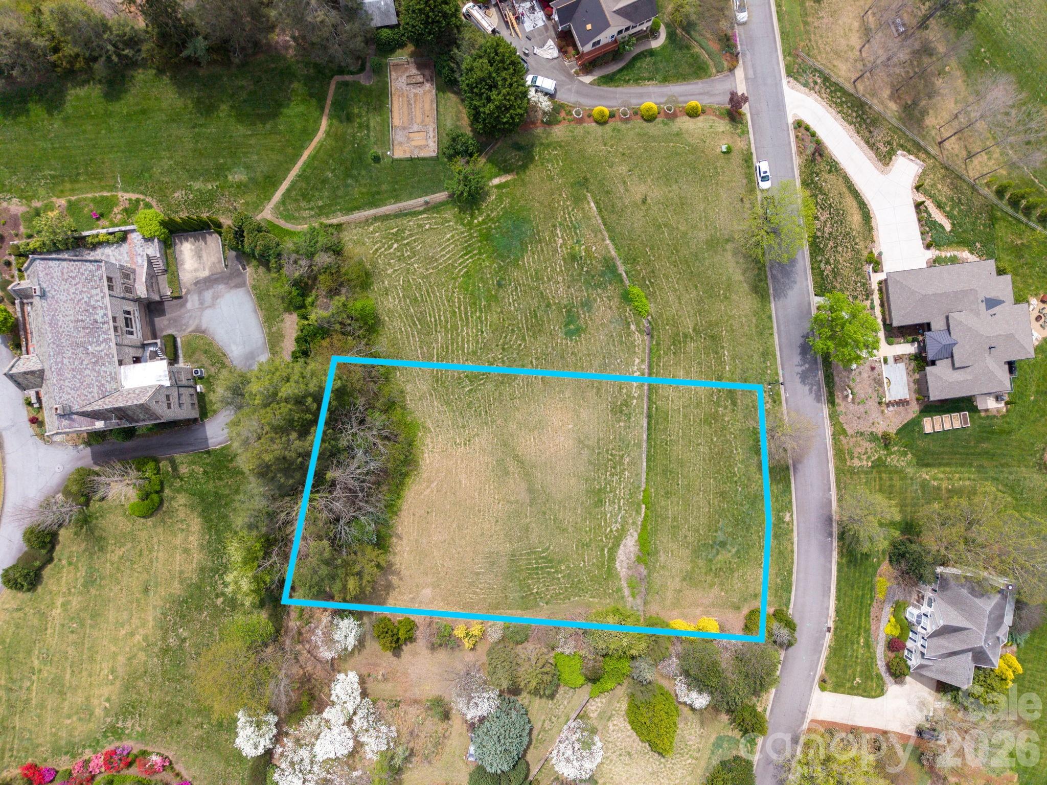 99999 Pine Acre Boulevard 4 Property Photo 2