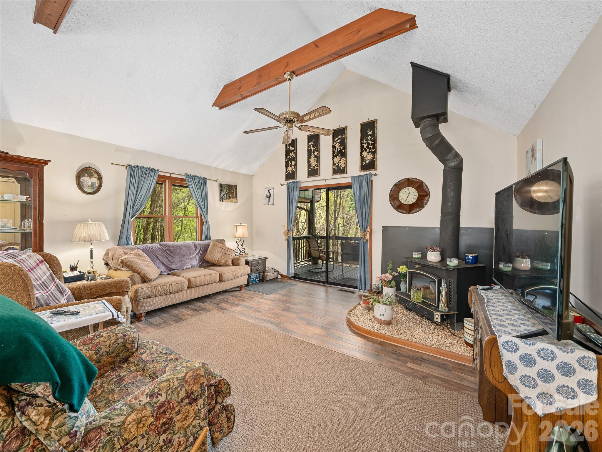 129 Kantagree Drive Property Photo 6