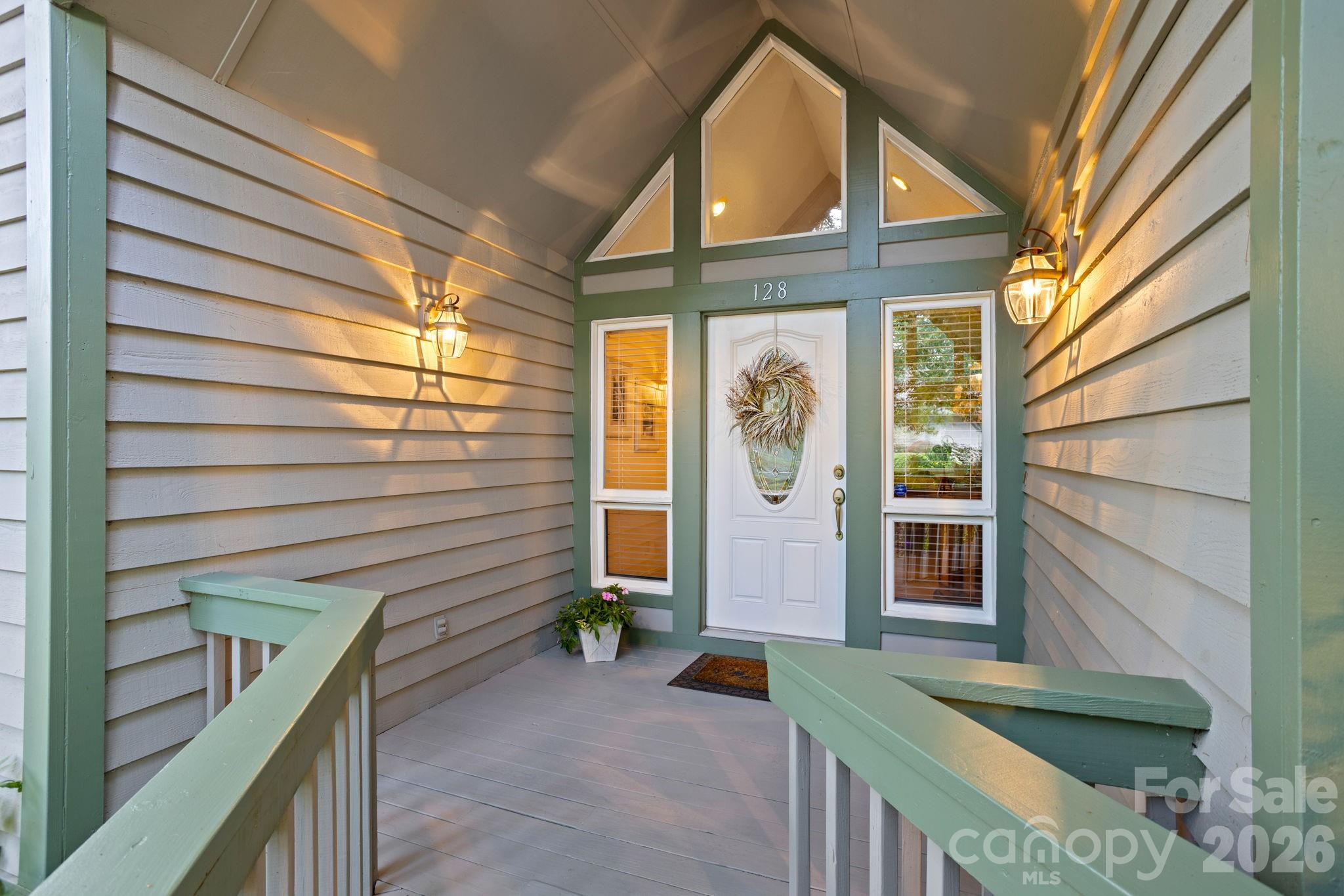 128 Forest View Drive Property Photo 3