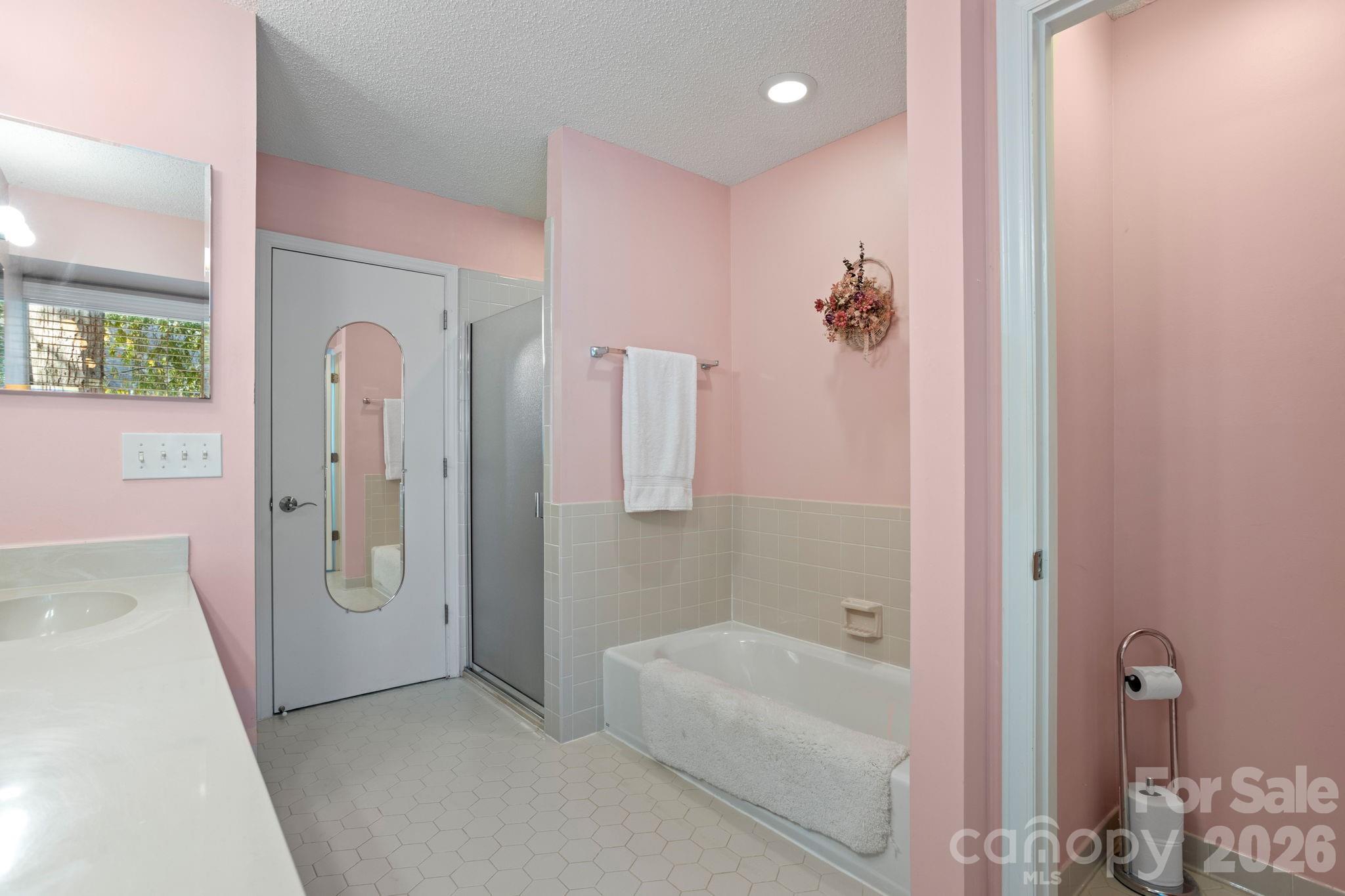 128 Forest View Drive Property Photo 18