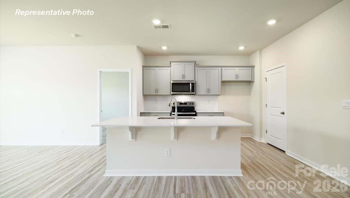 443 Brinkley Drive Property Photo 4