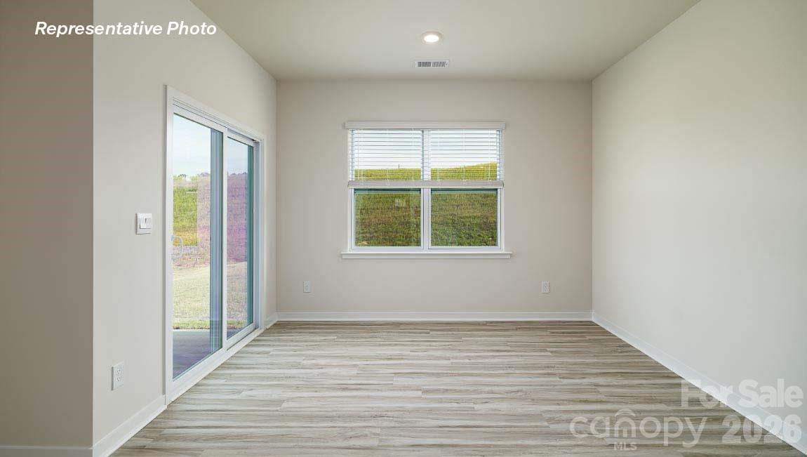 443 Brinkley Drive Property Photo 8