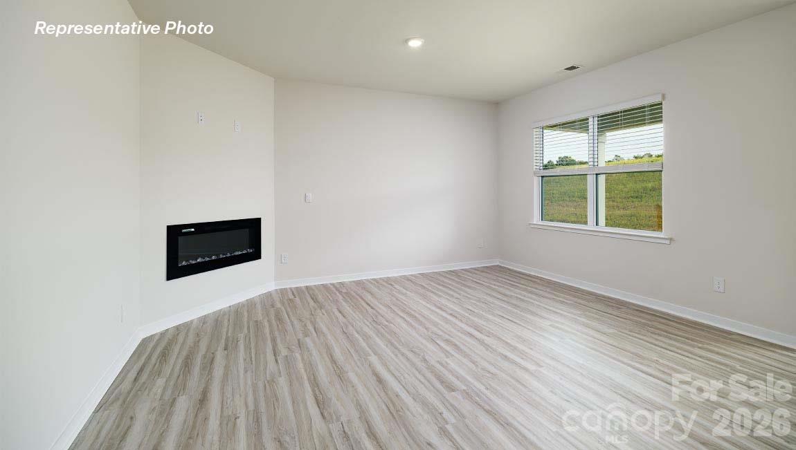443 Brinkley Drive Property Photo 9