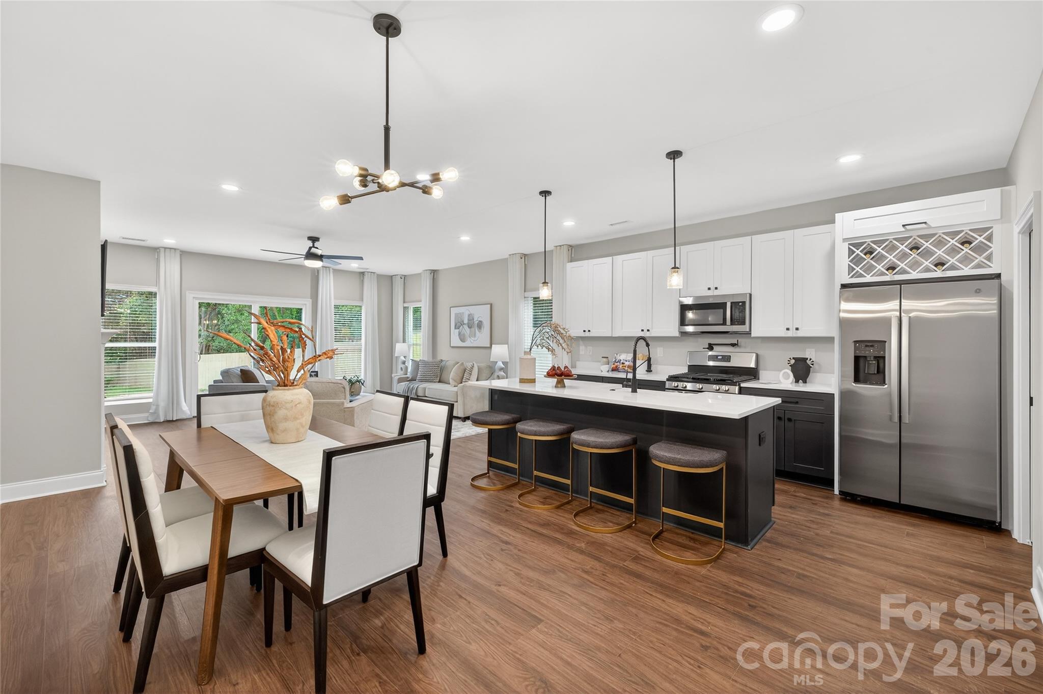 3219 Credenza Road Property Photo 2