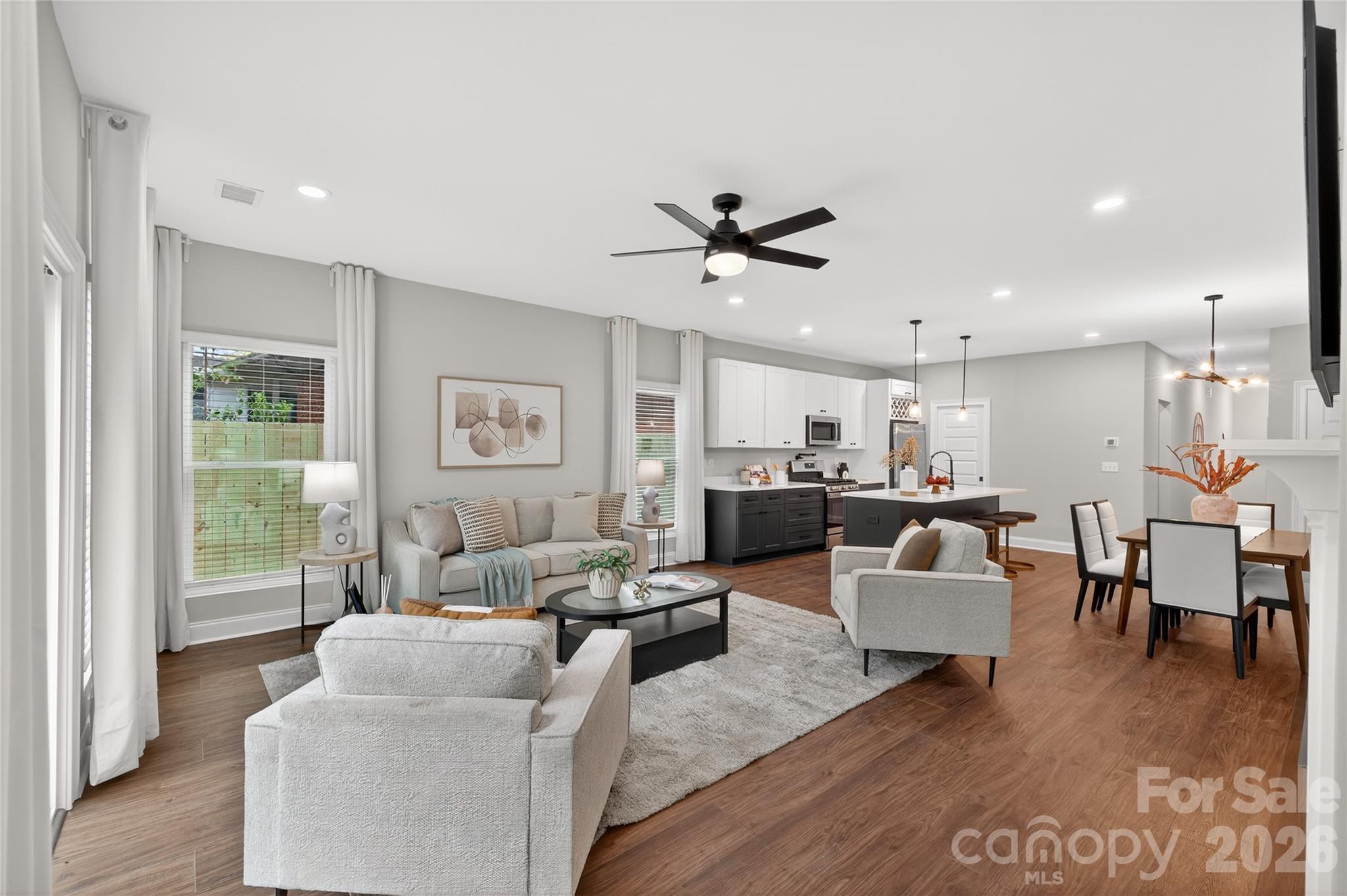 3219 Credenza Road Property Photo 11