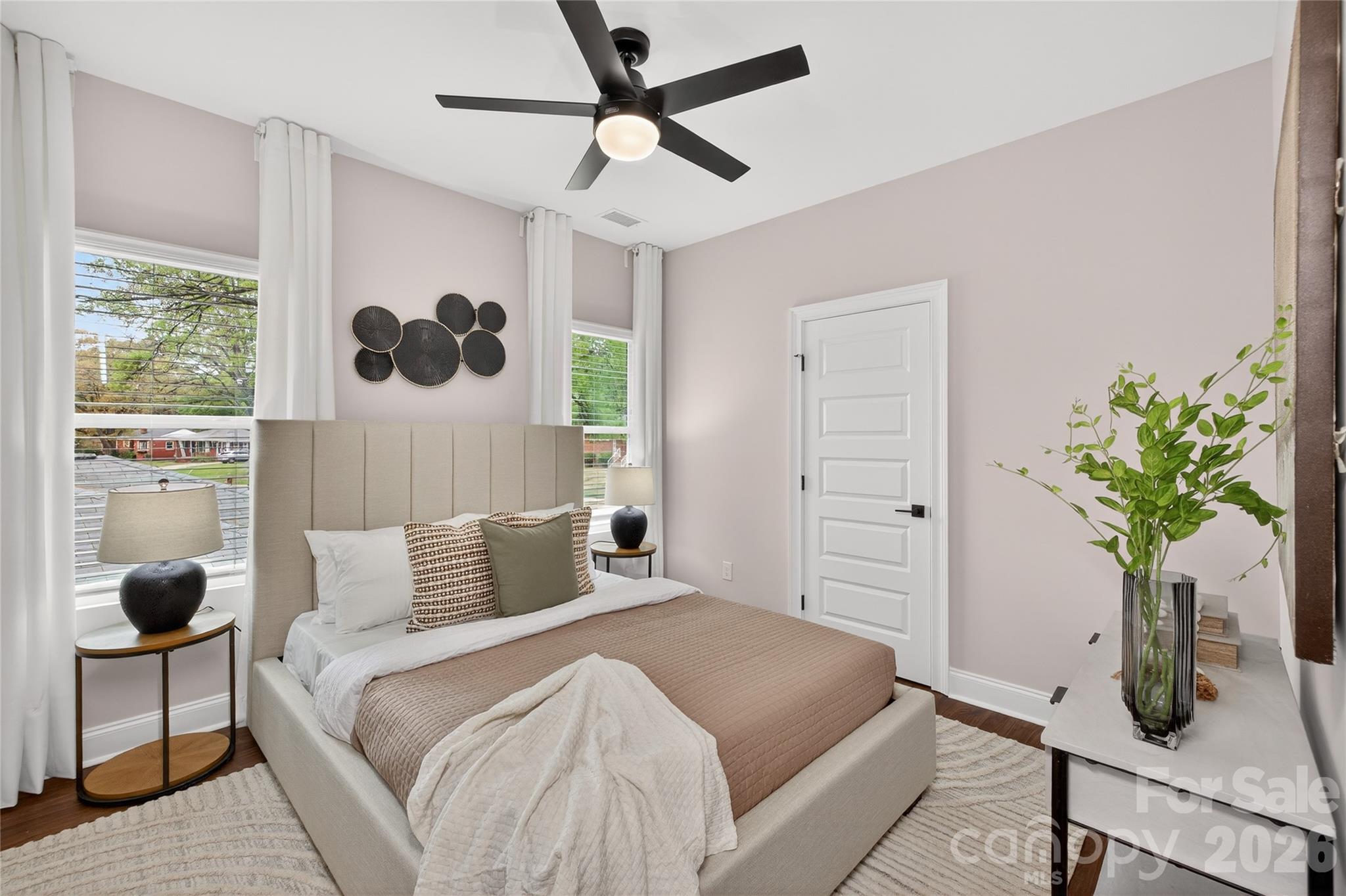 3219 Credenza Road Property Photo 19