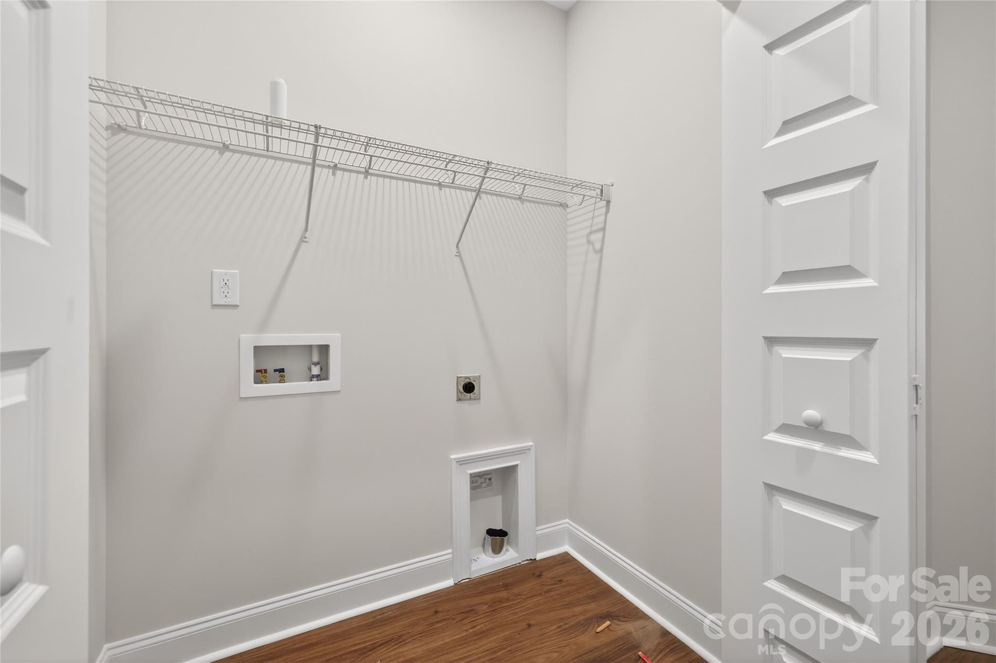 3219 Credenza Road Property Photo 25