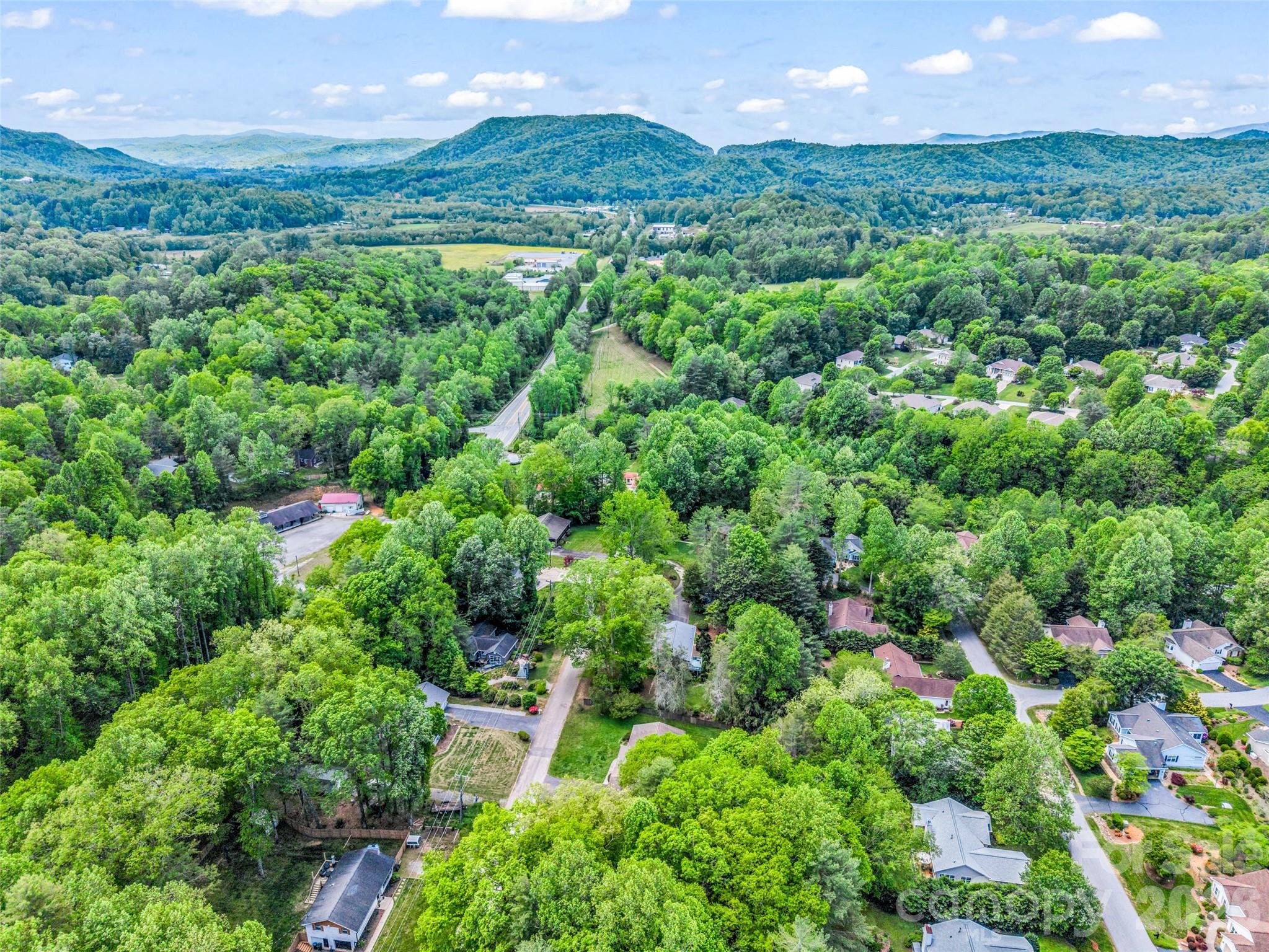 122 W Sweetbriar Lane Property Photo 44