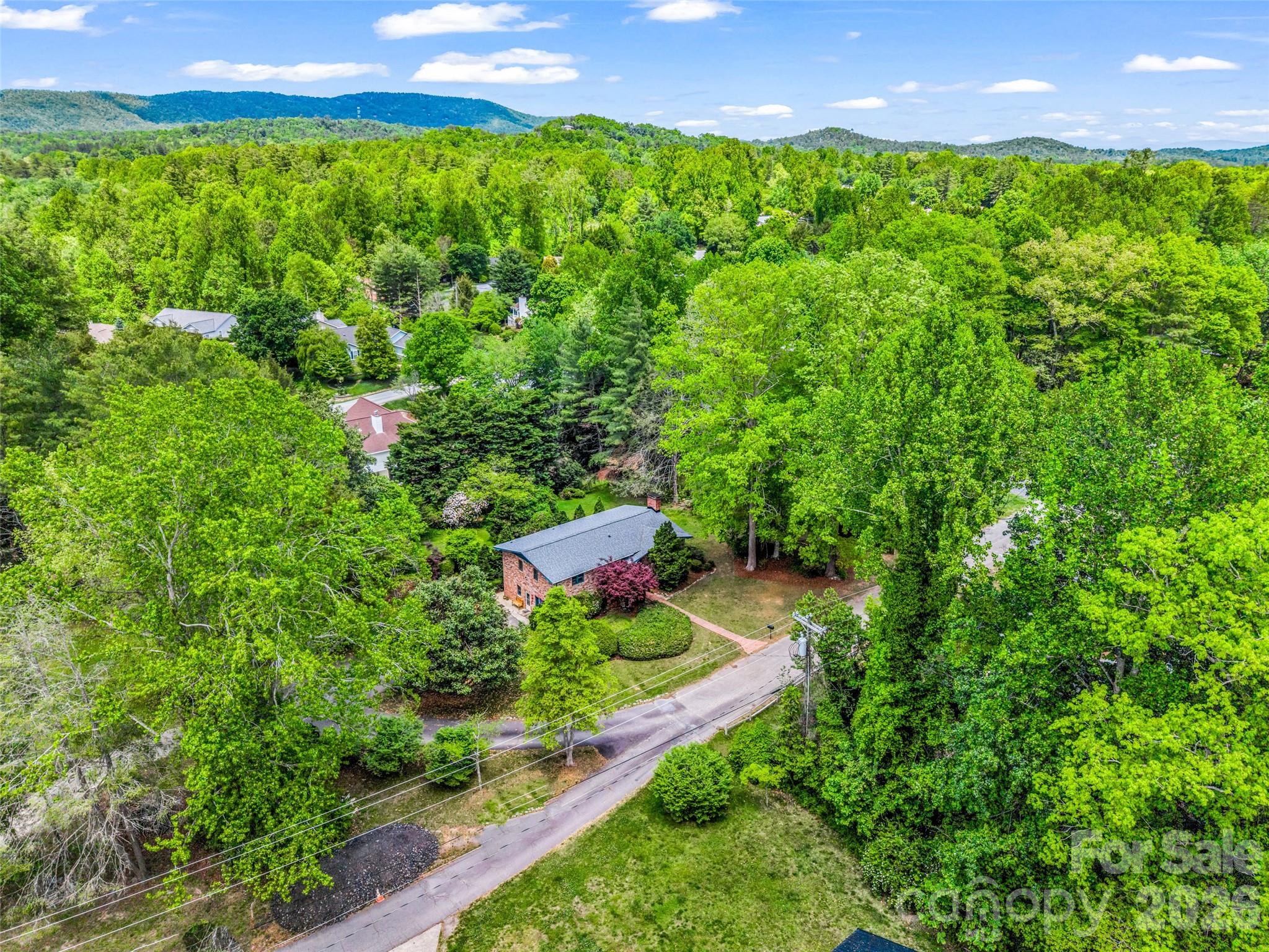 122 W Sweetbriar Lane Property Photo 45