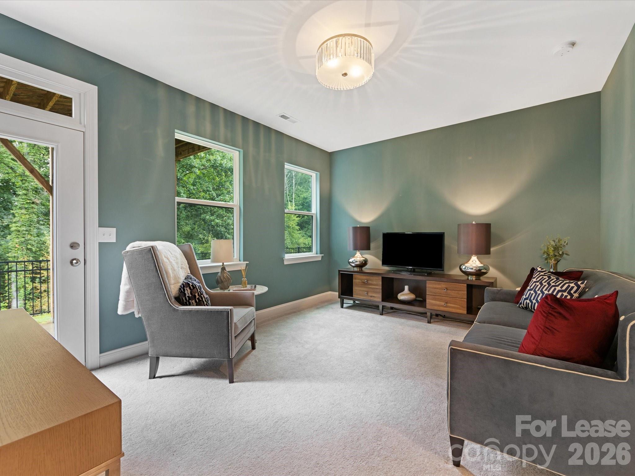 2314 Creekmere Lane Property Photo 4