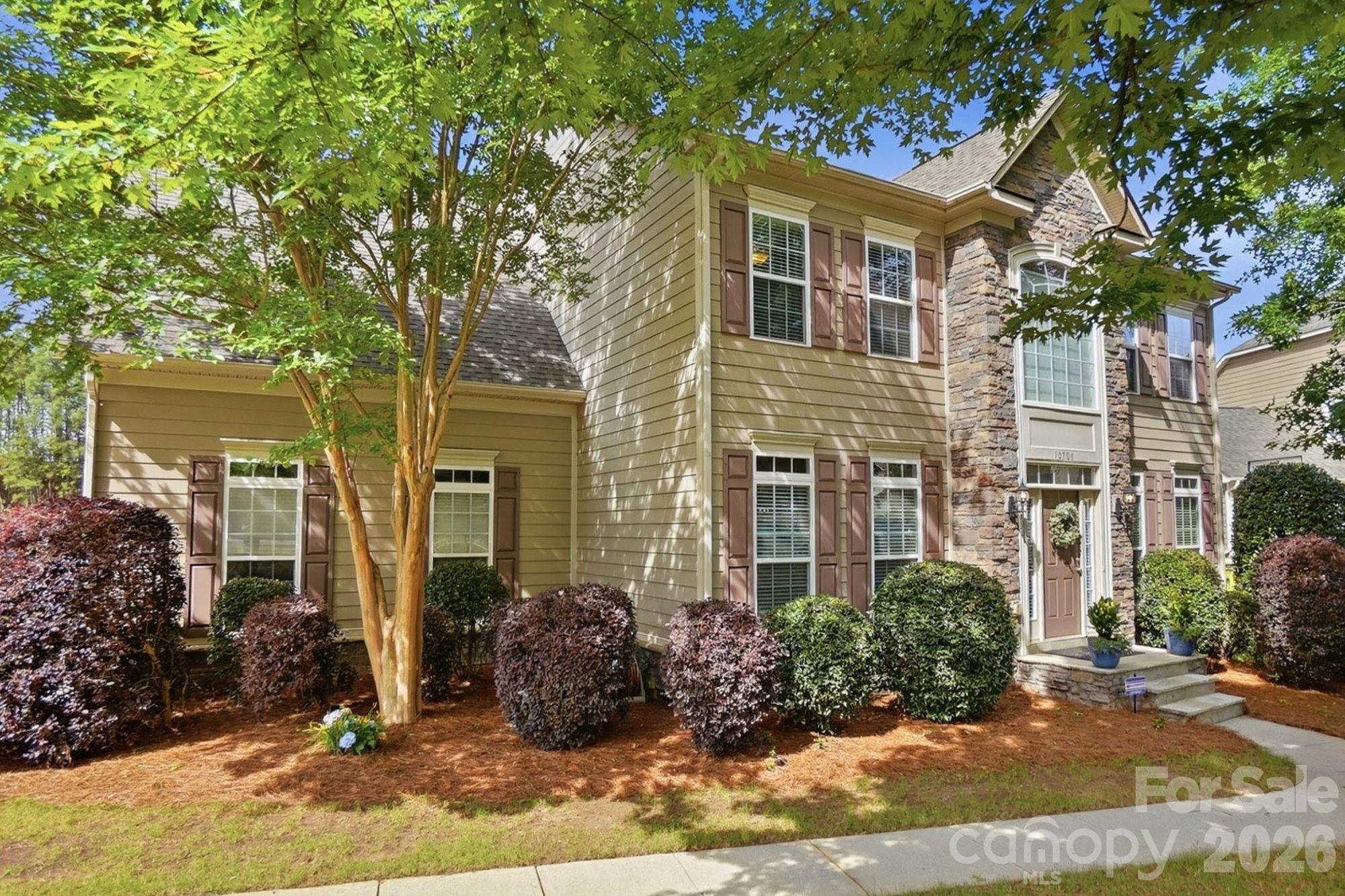 10706 Anglesey Court Property Photo 2