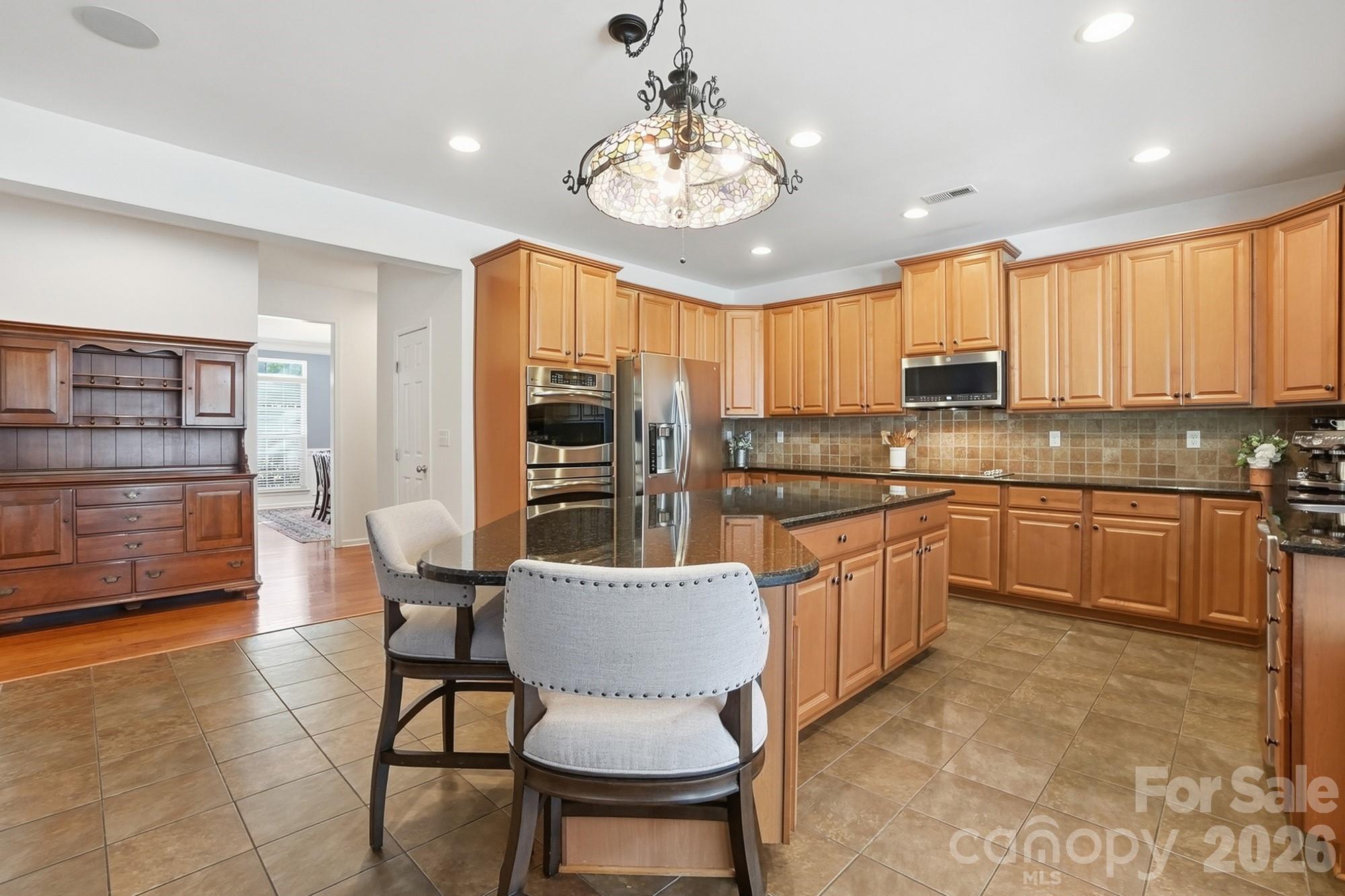 10706 Anglesey Court Property Photo 9