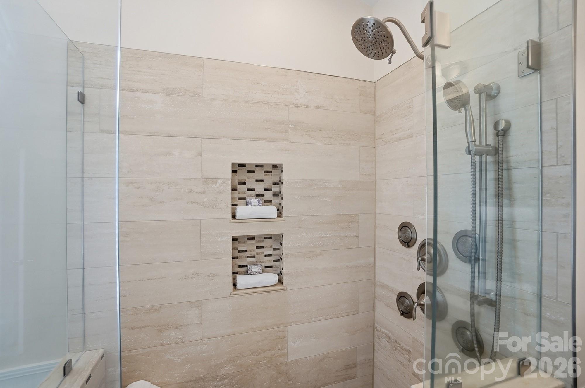 10706 Anglesey Court Property Photo 27