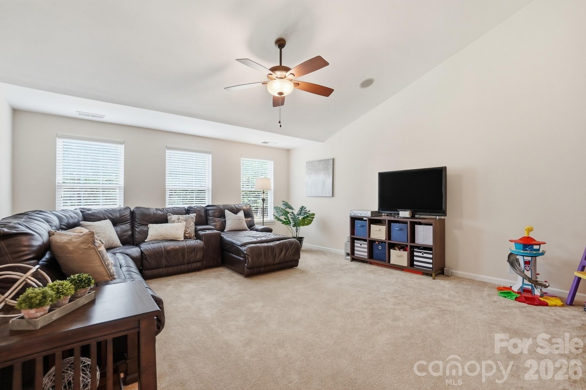 10706 Anglesey Court Property Photo 34