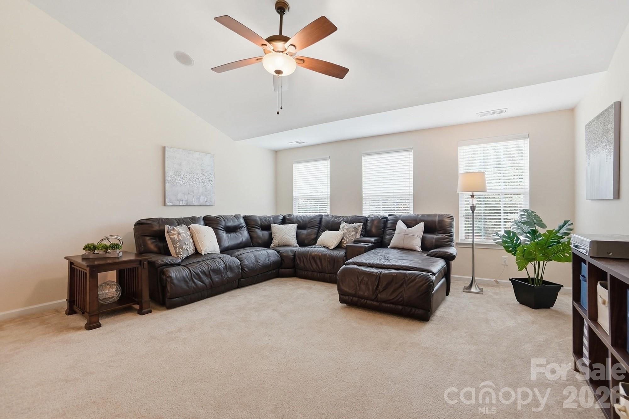 10706 Anglesey Court Property Photo 35