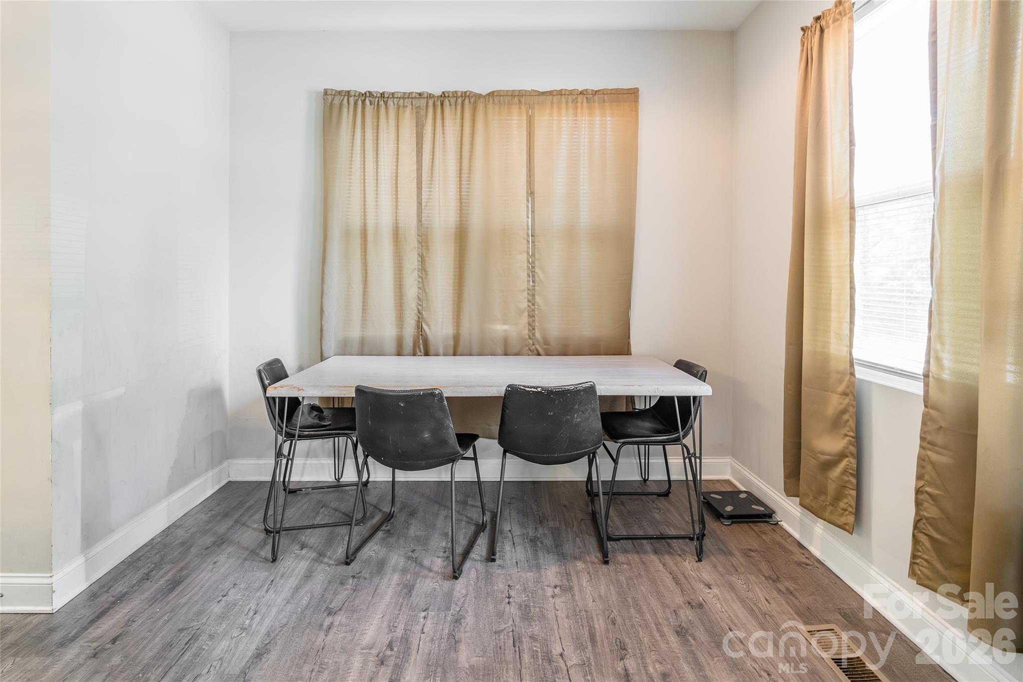 1151 Calhoun Street Property Photo 10
