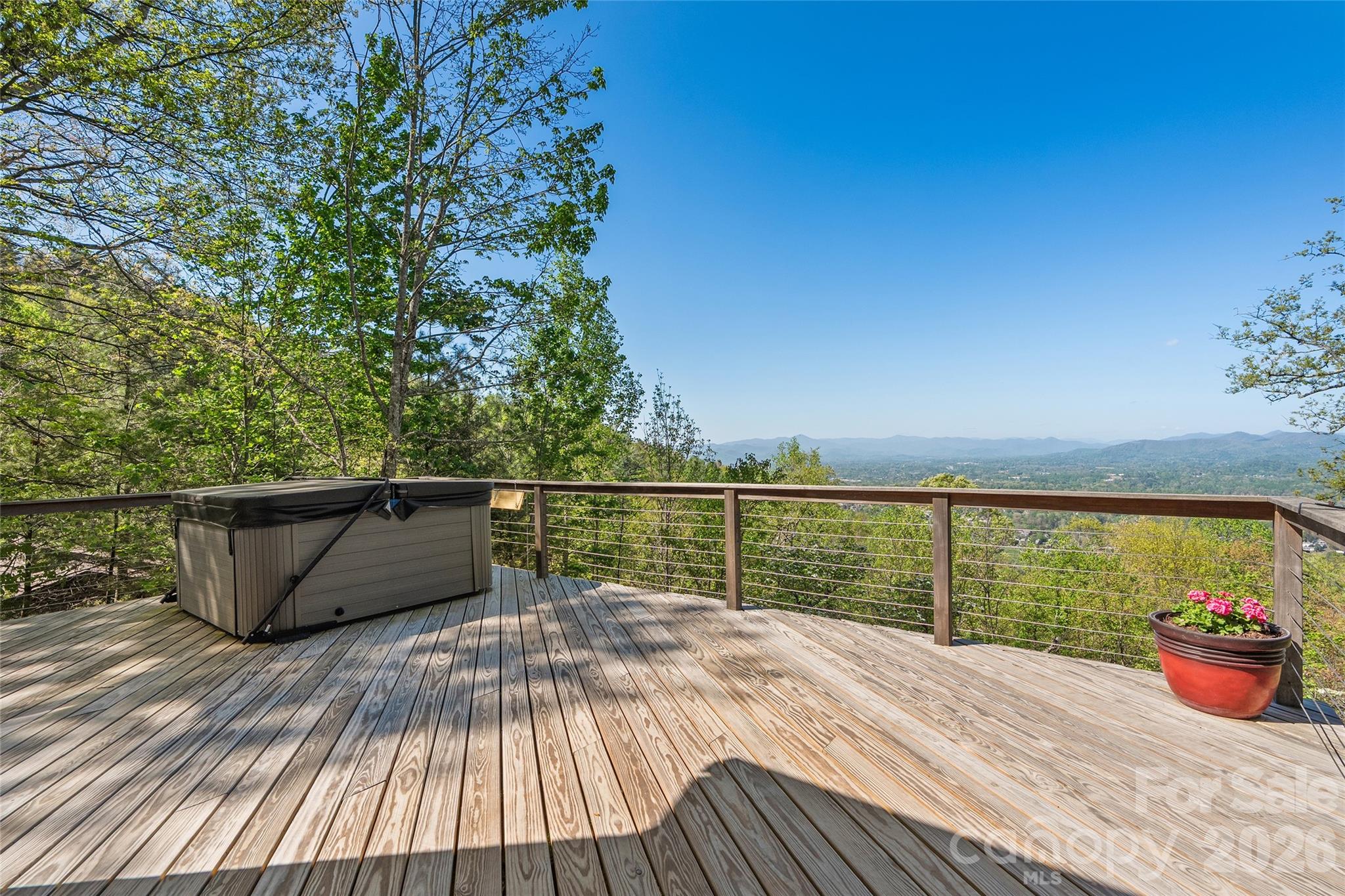 110 Crestwood Road Property Photo 7