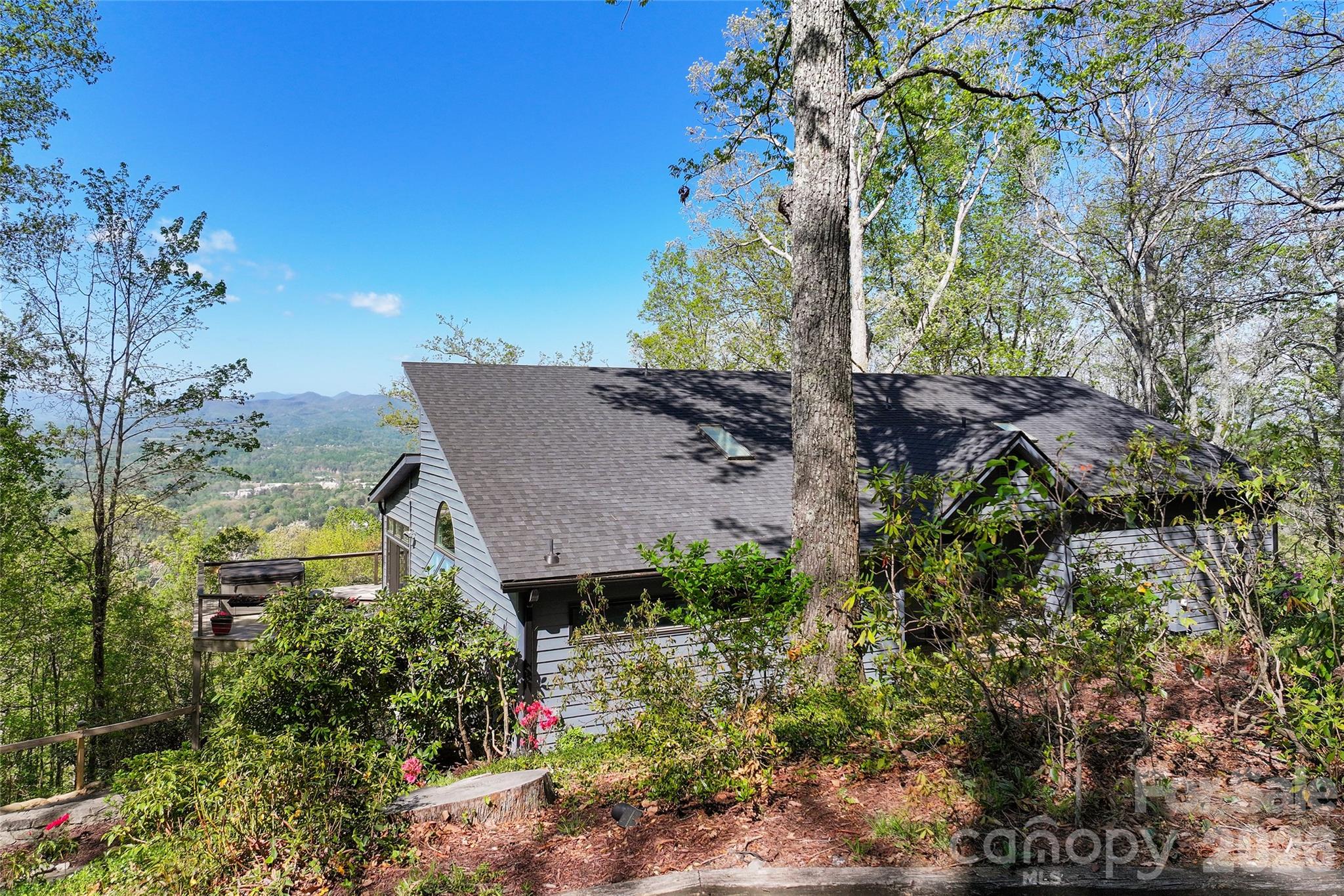 110 Crestwood Road Property Photo 44