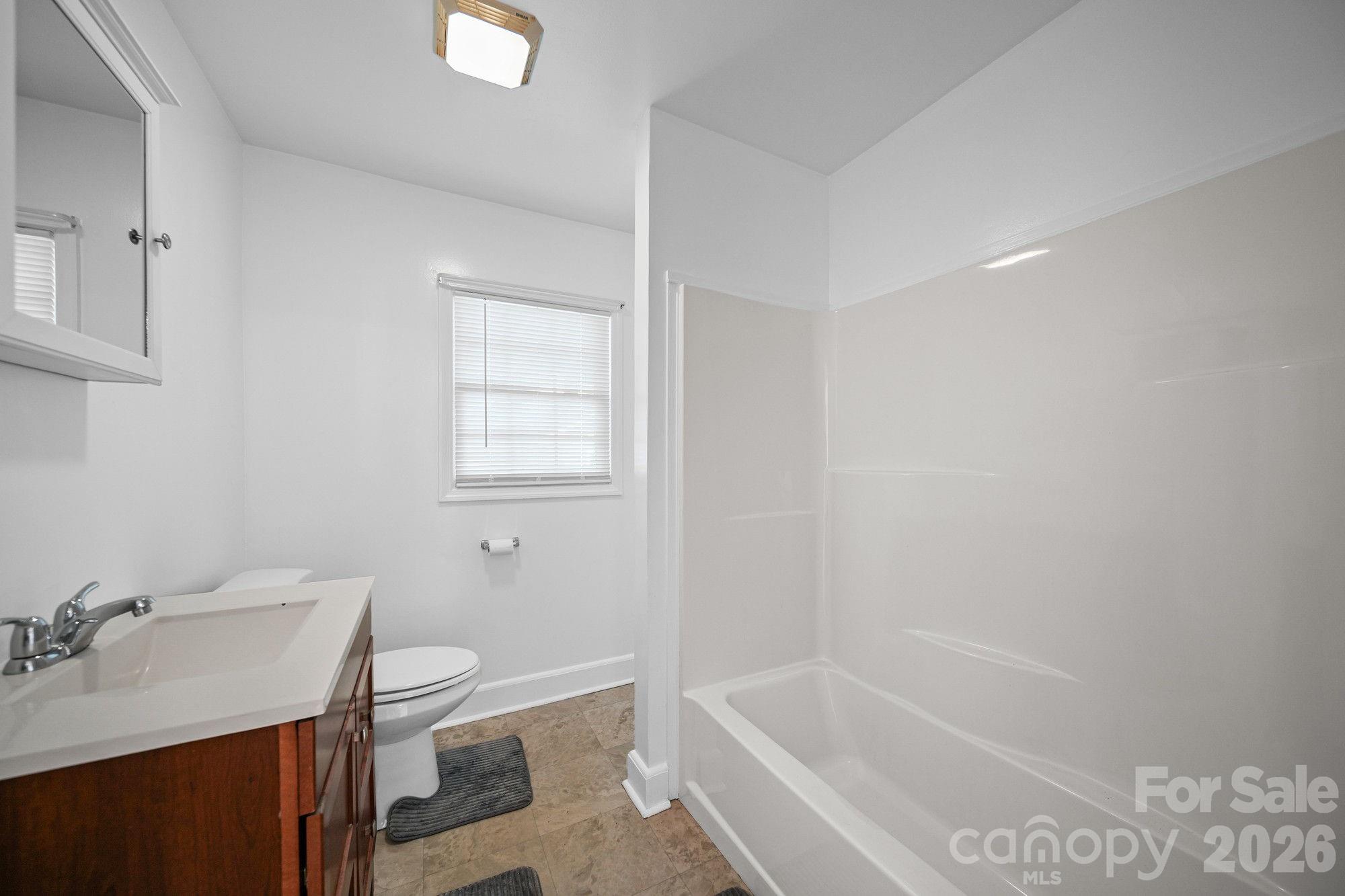 708 N Bostian Street Property Photo 9