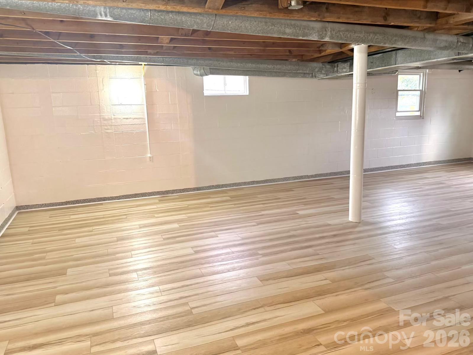 708 N Bostian Street Property Photo 26