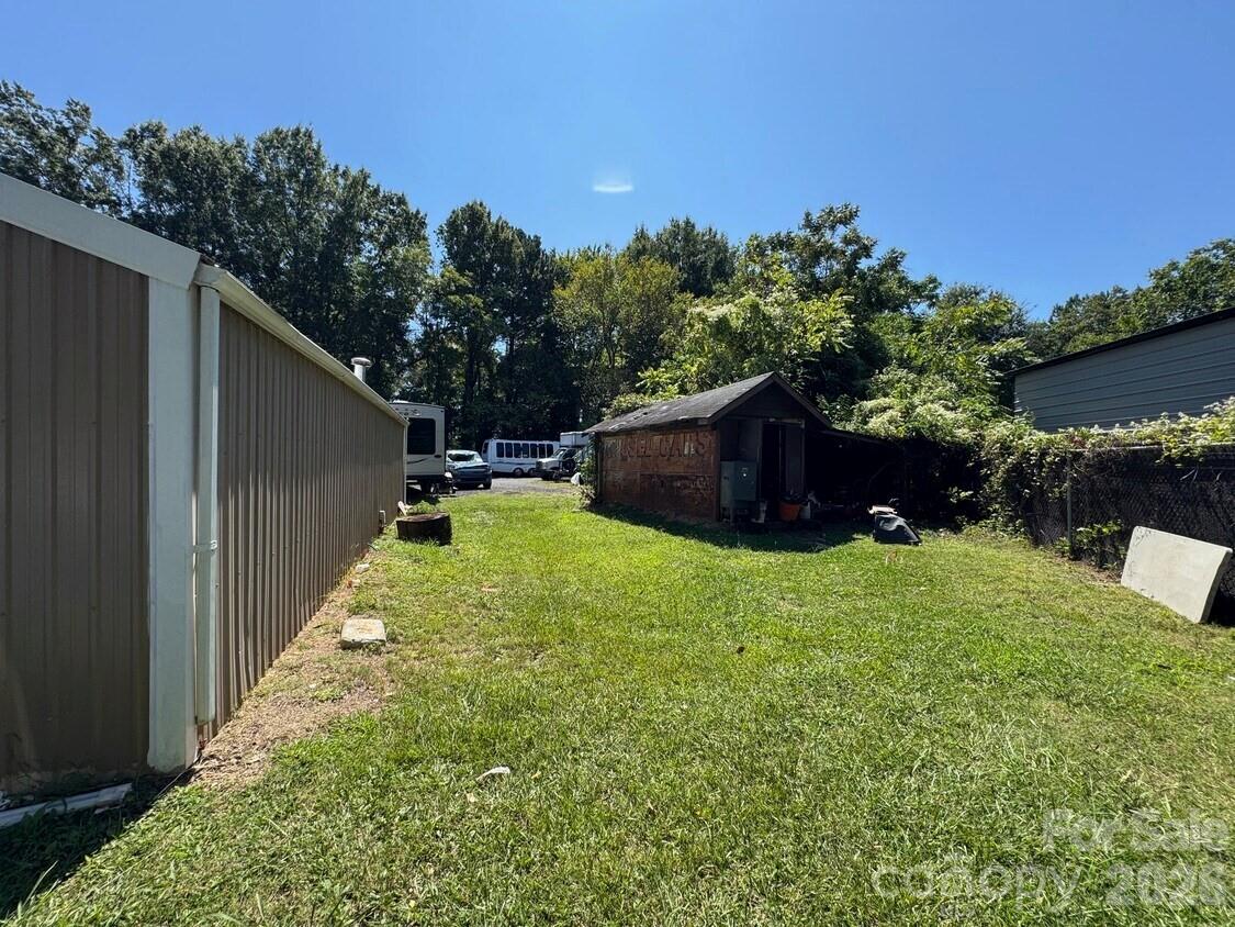 2225 W Sugar Creek Road Property Photo 16