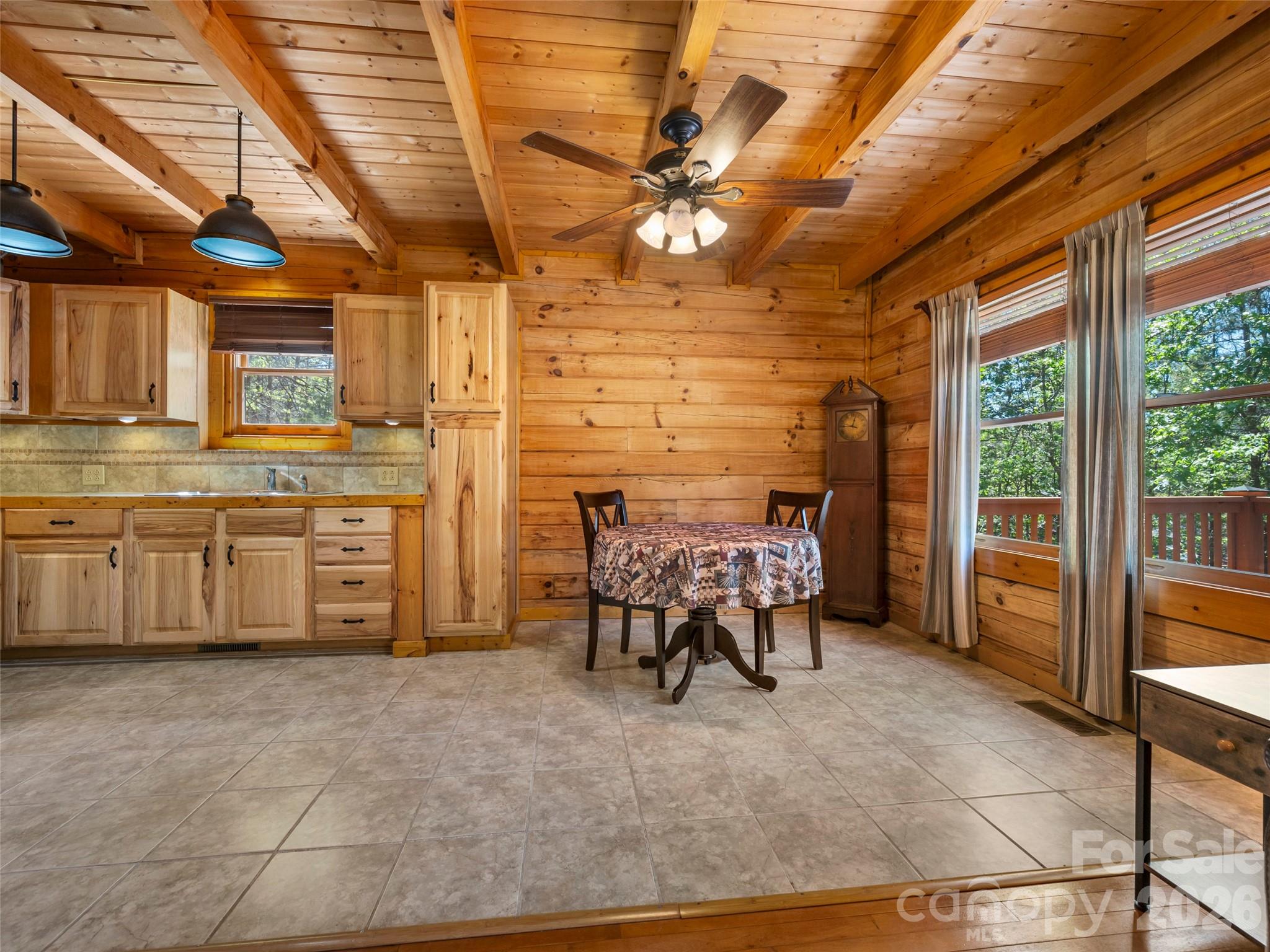 125 Pine Ridge Drive Property Photo 14