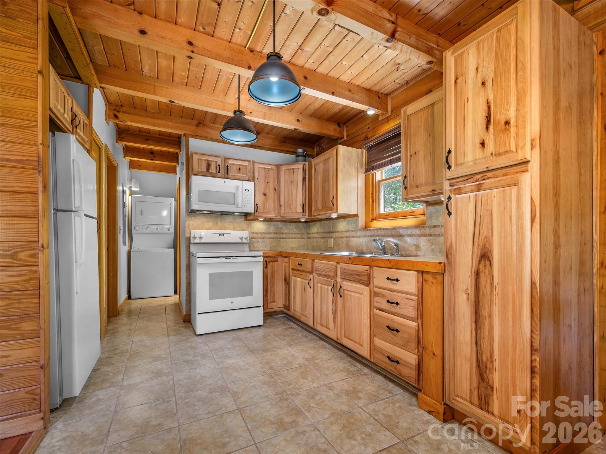 125 Pine Ridge Drive Property Photo 17