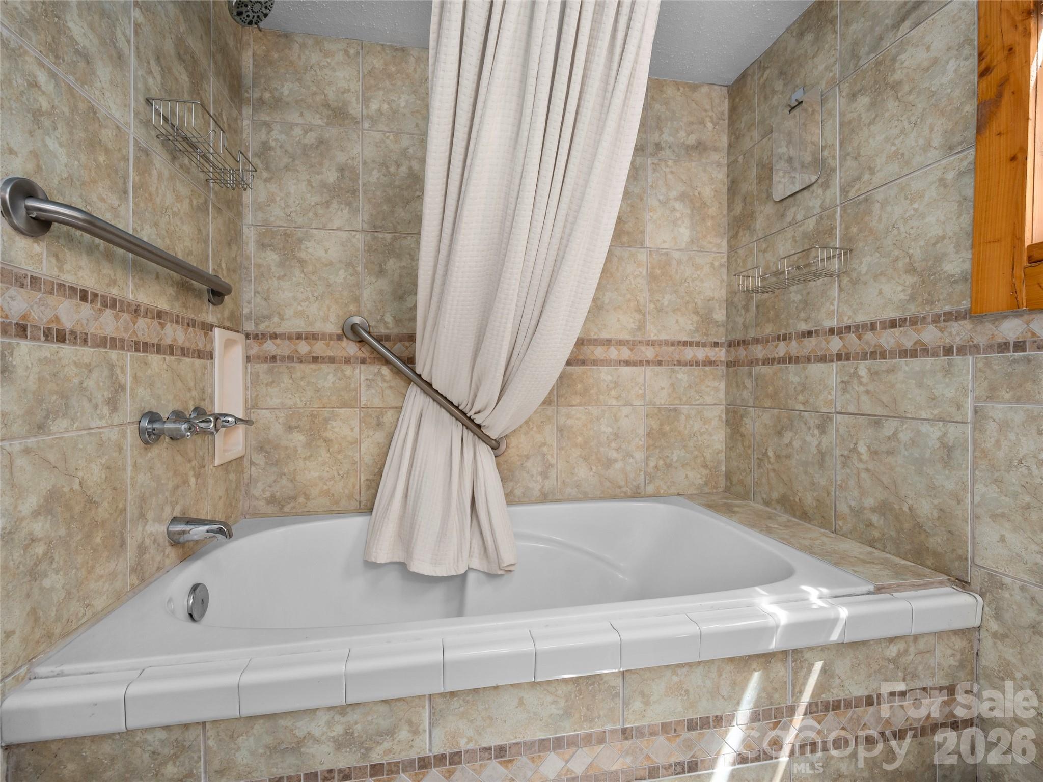 125 Pine Ridge Drive Property Photo 21