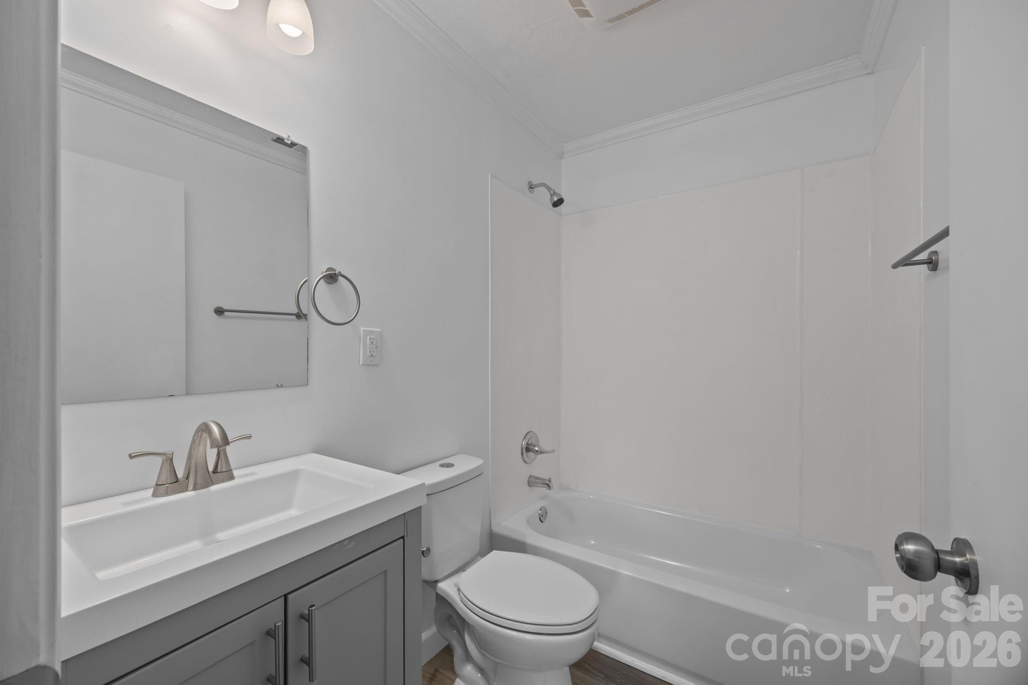 165 Hawkins Loop Property Photo 5