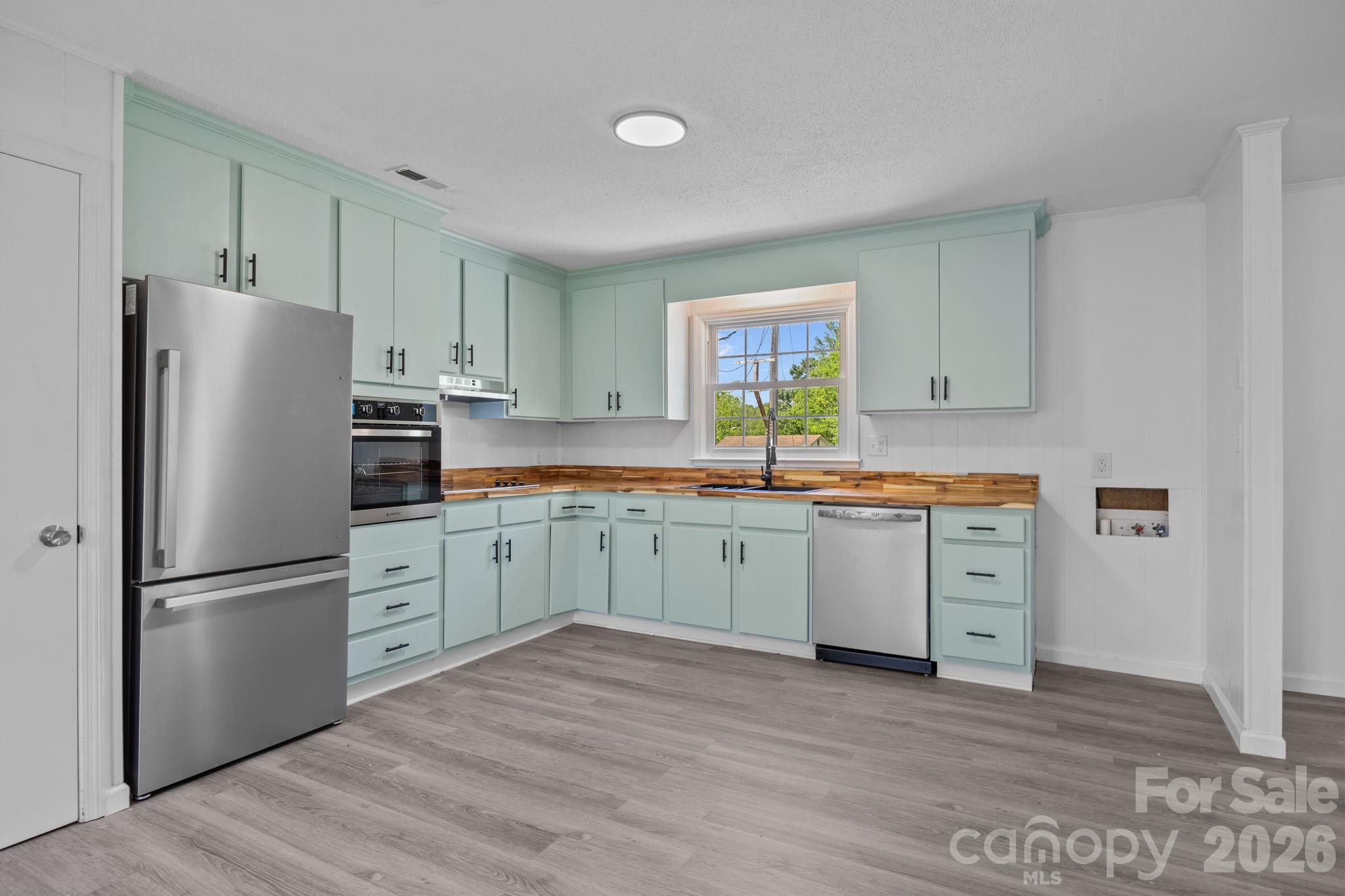 165 Hawkins Loop Property Photo 11