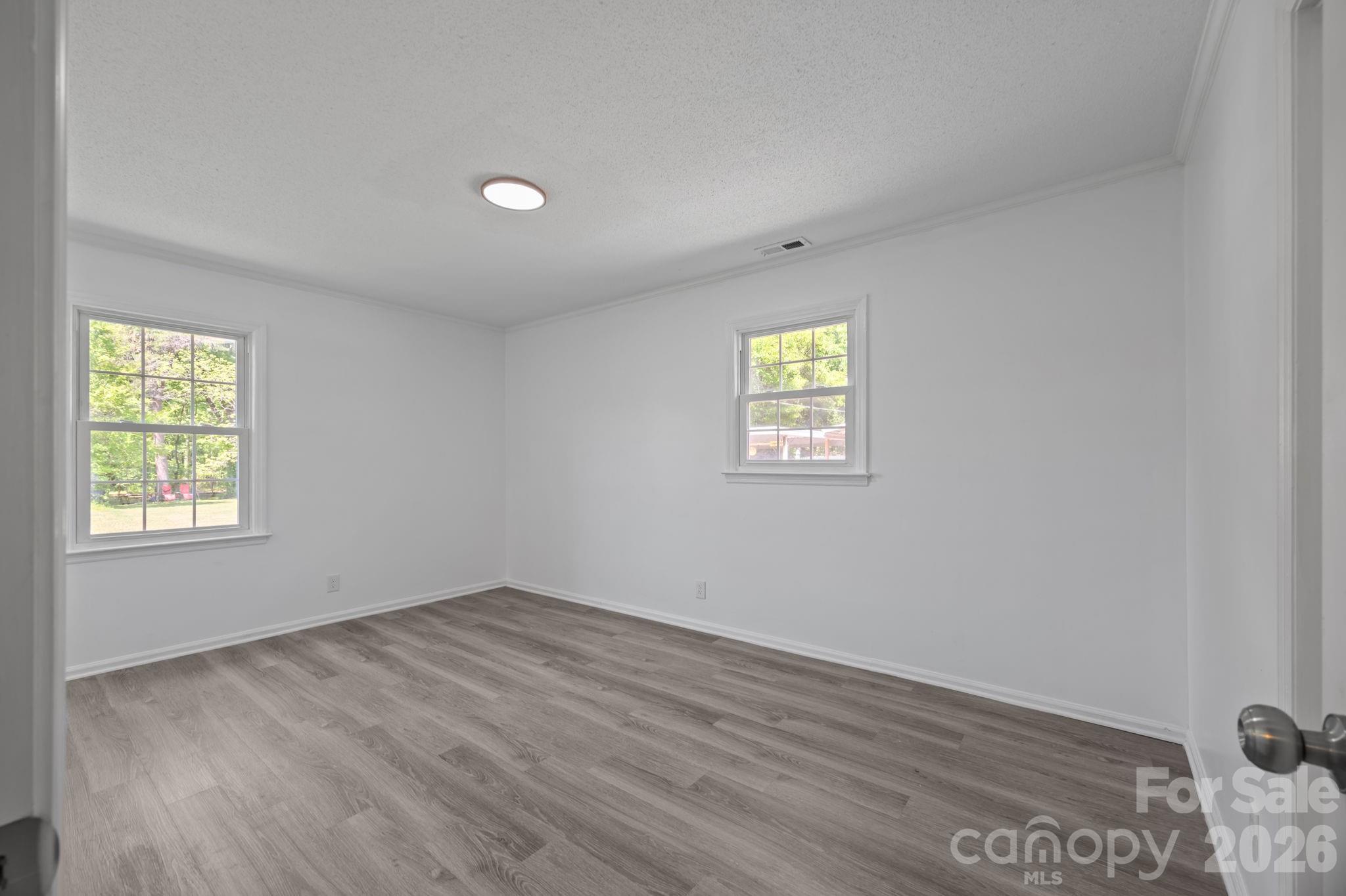 165 Hawkins Loop Property Photo 23